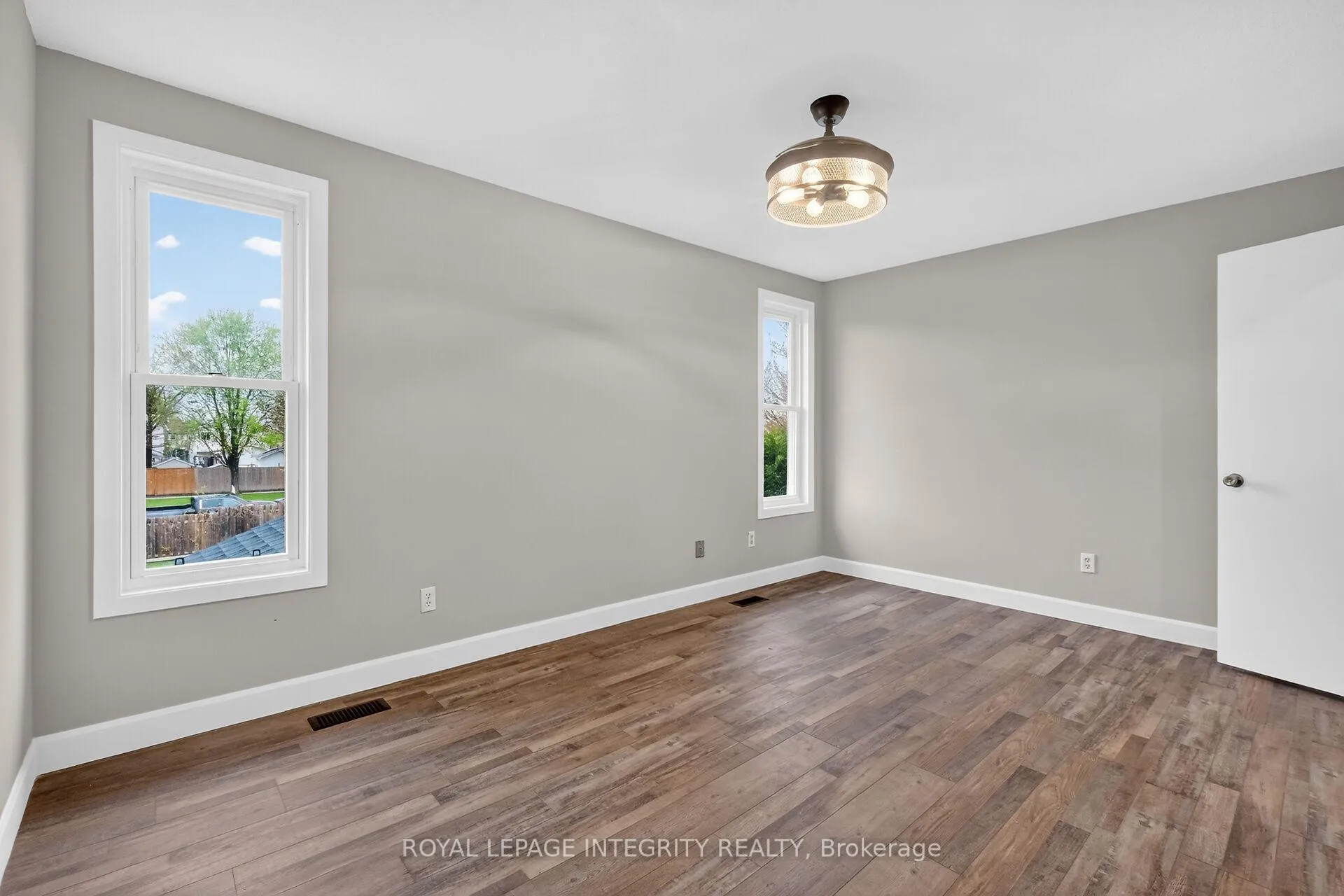 Photo 31 of 1167 Saint-Emmanuel Terrace, Ottawa, Convent Glen North — HOMEH