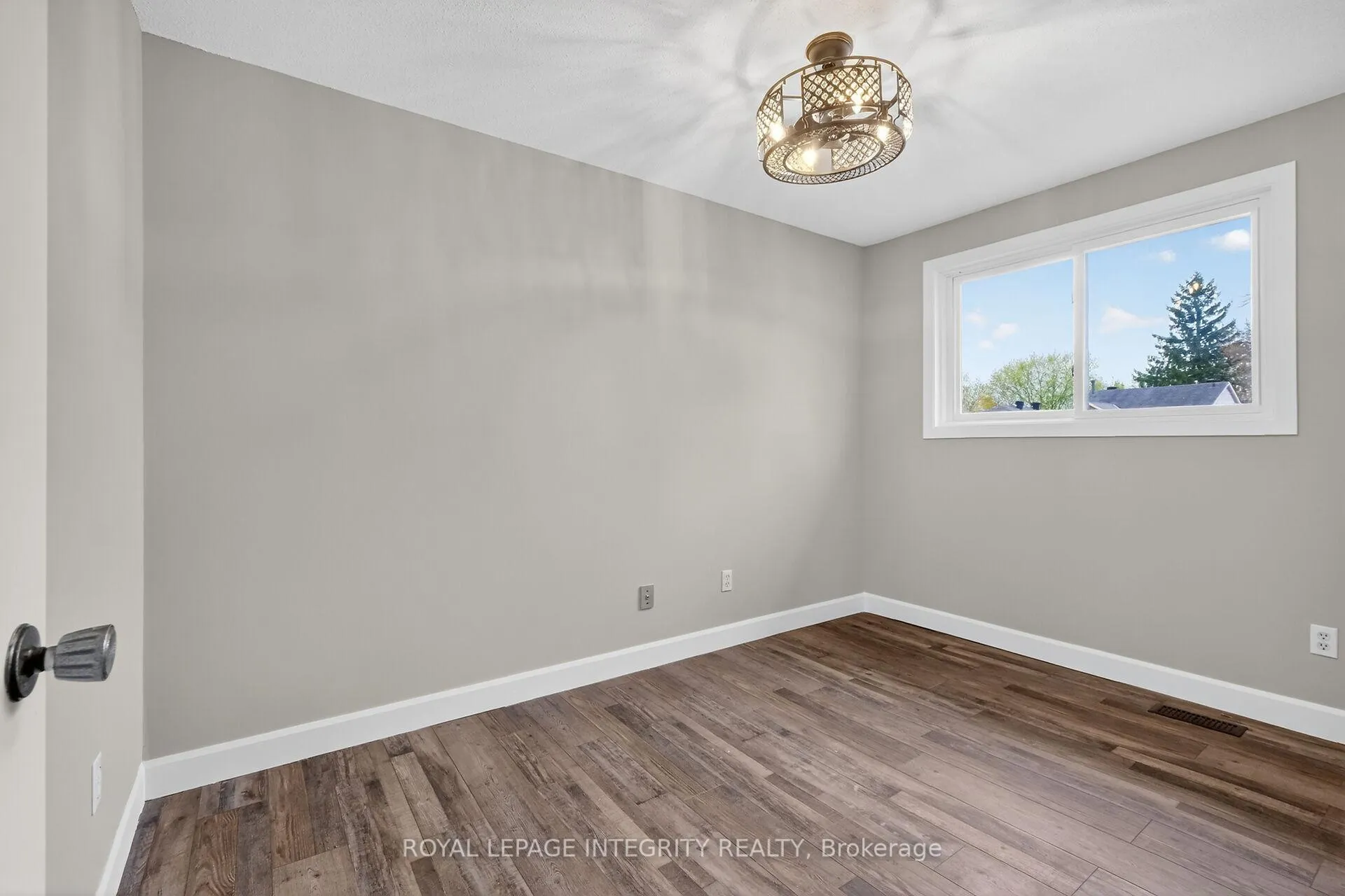 Photo 34 of 1167 Saint-Emmanuel Terrace, Ottawa, Convent Glen North — HOMEH