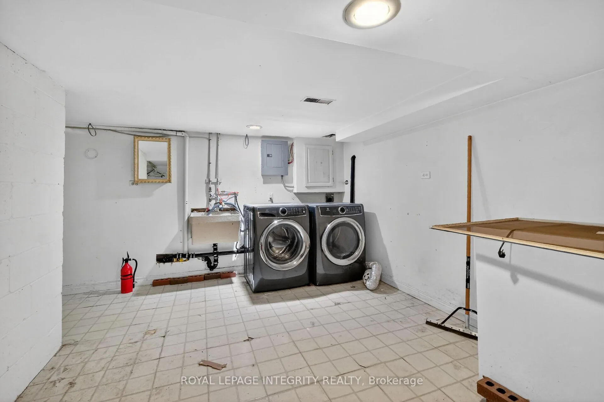 Photo 44 of 1167 Saint-Emmanuel Terrace, Ottawa, Convent Glen North — HOMEH