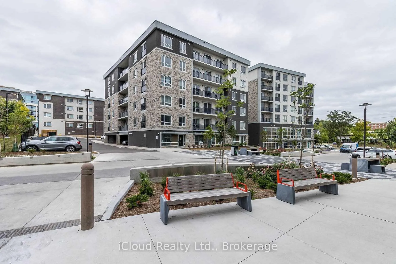 Photo 2 of Unit 401, 275 Larch Street, Waterloo, Beechwood/University — HOMEH
