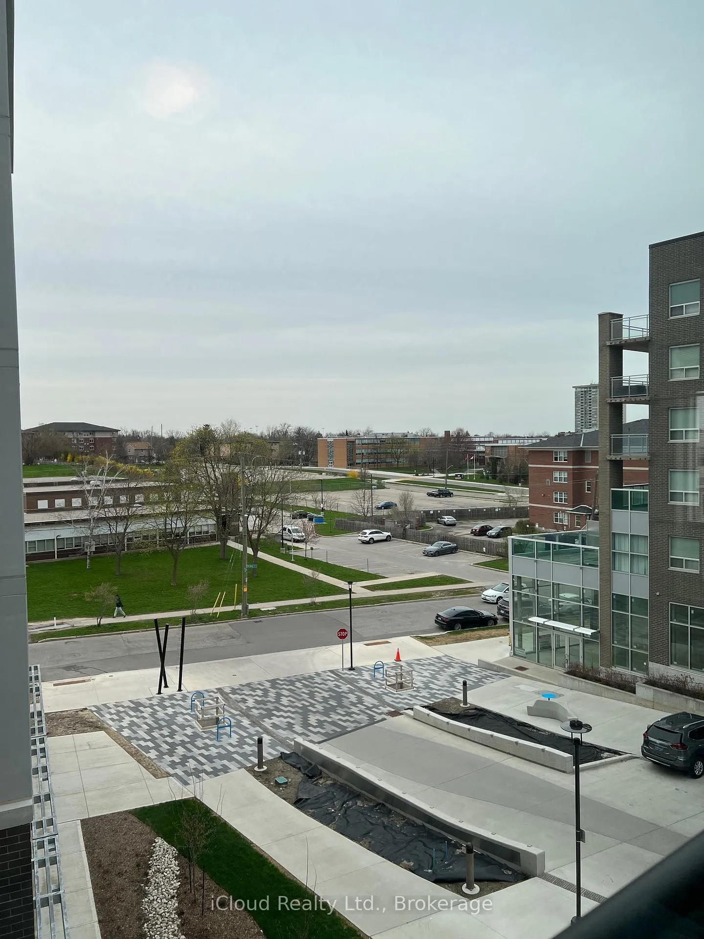 Photo 17 of Unit 401, 275 Larch Street, Waterloo, Beechwood/University — HOMEH