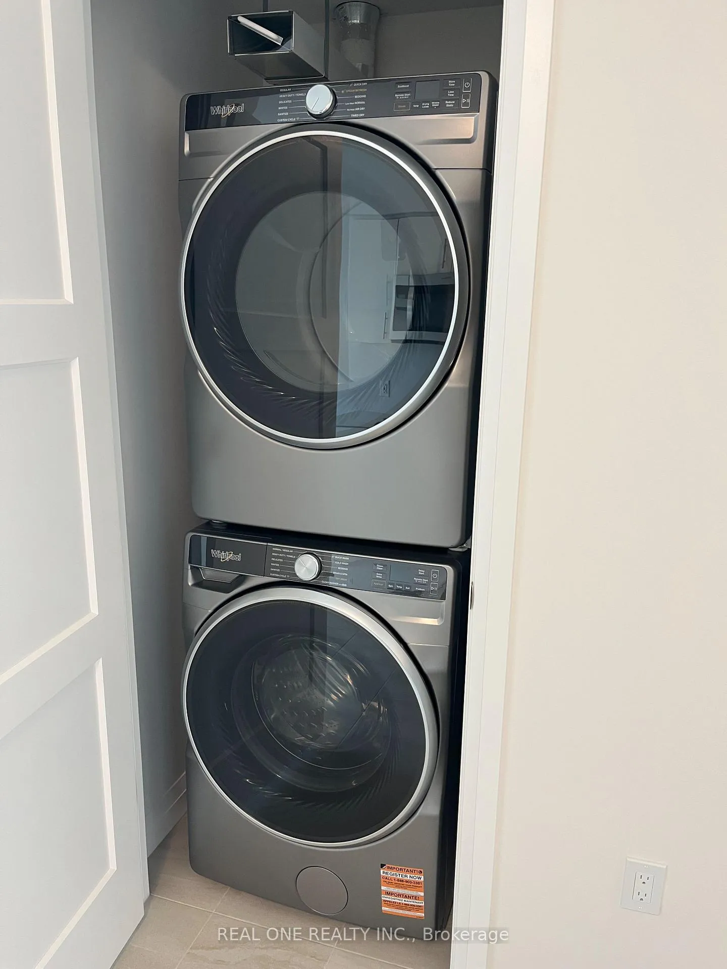 Photo 10 of Unit Unit 603, 93 Arthur Street S, Guelph, St. Patrick's Ward — HOMEH