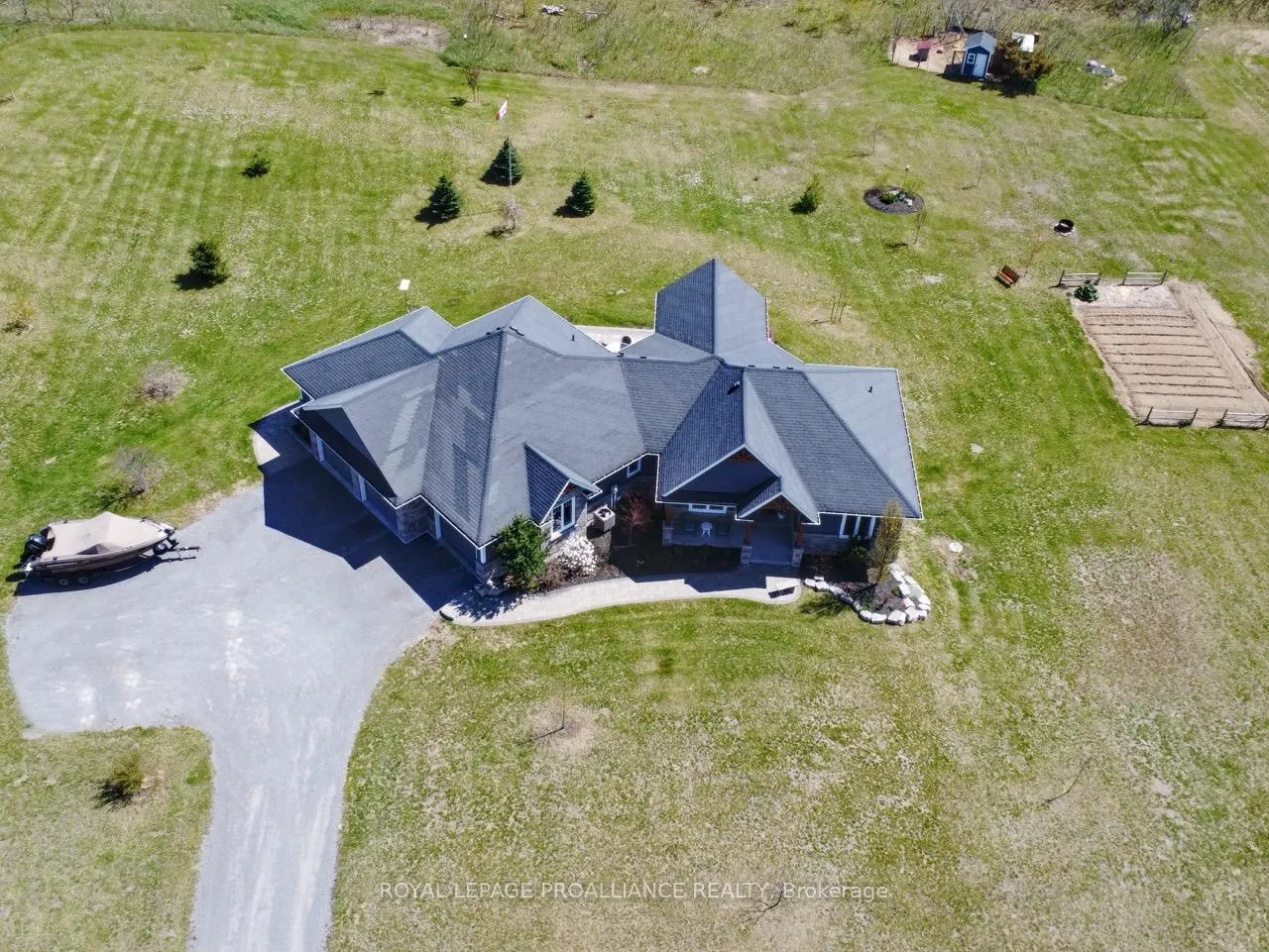 Photo 5 of 209 Schriver Road, Quinte West, Murray Ward — HOMEH