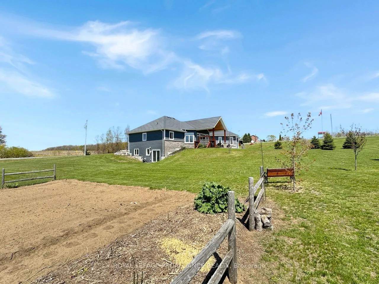Photo 42 of 209 Schriver Road, Quinte West, Murray Ward — HOMEH