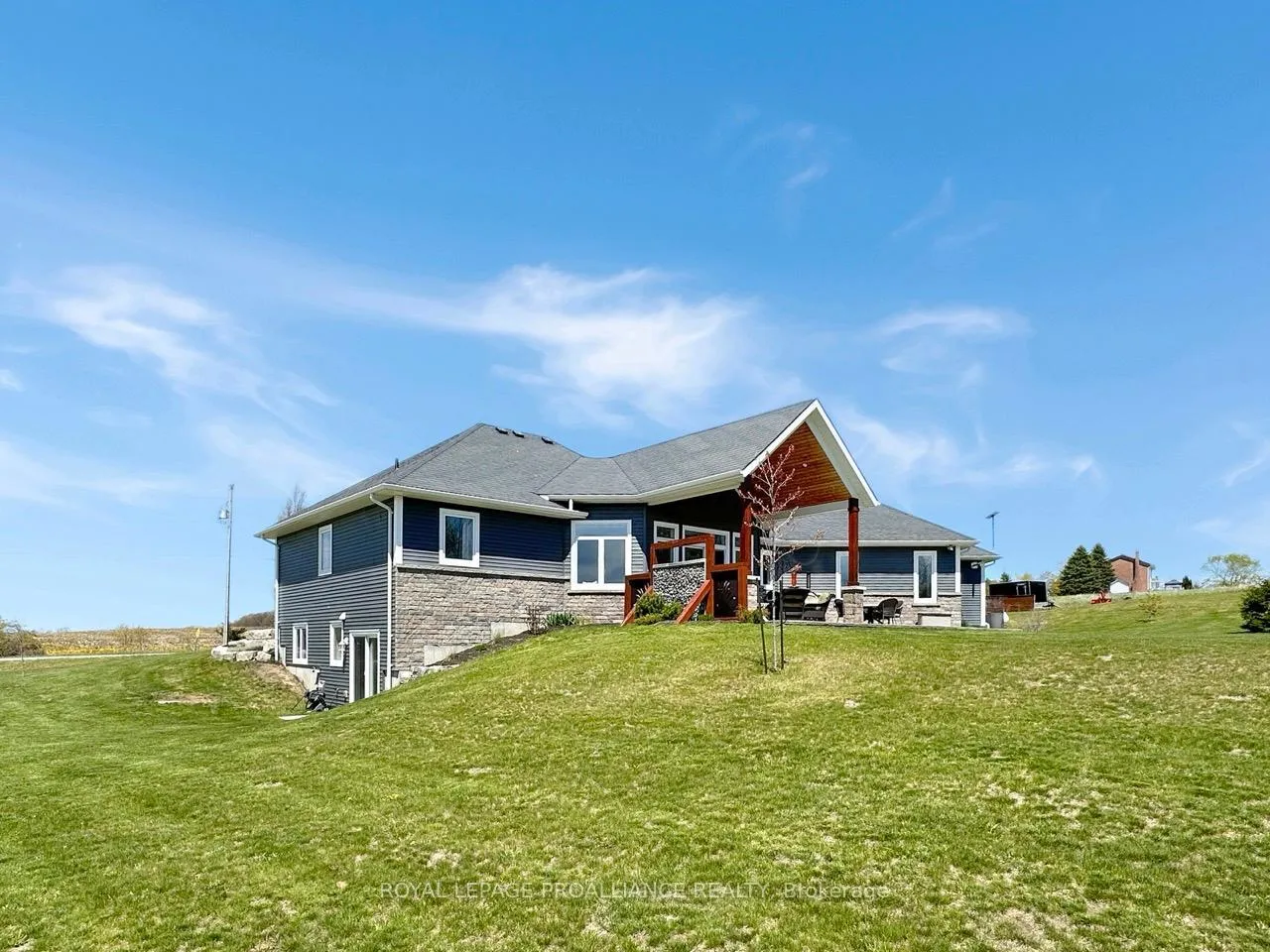 Photo 45 of 209 Schriver Road, Quinte West, Murray Ward — HOMEH