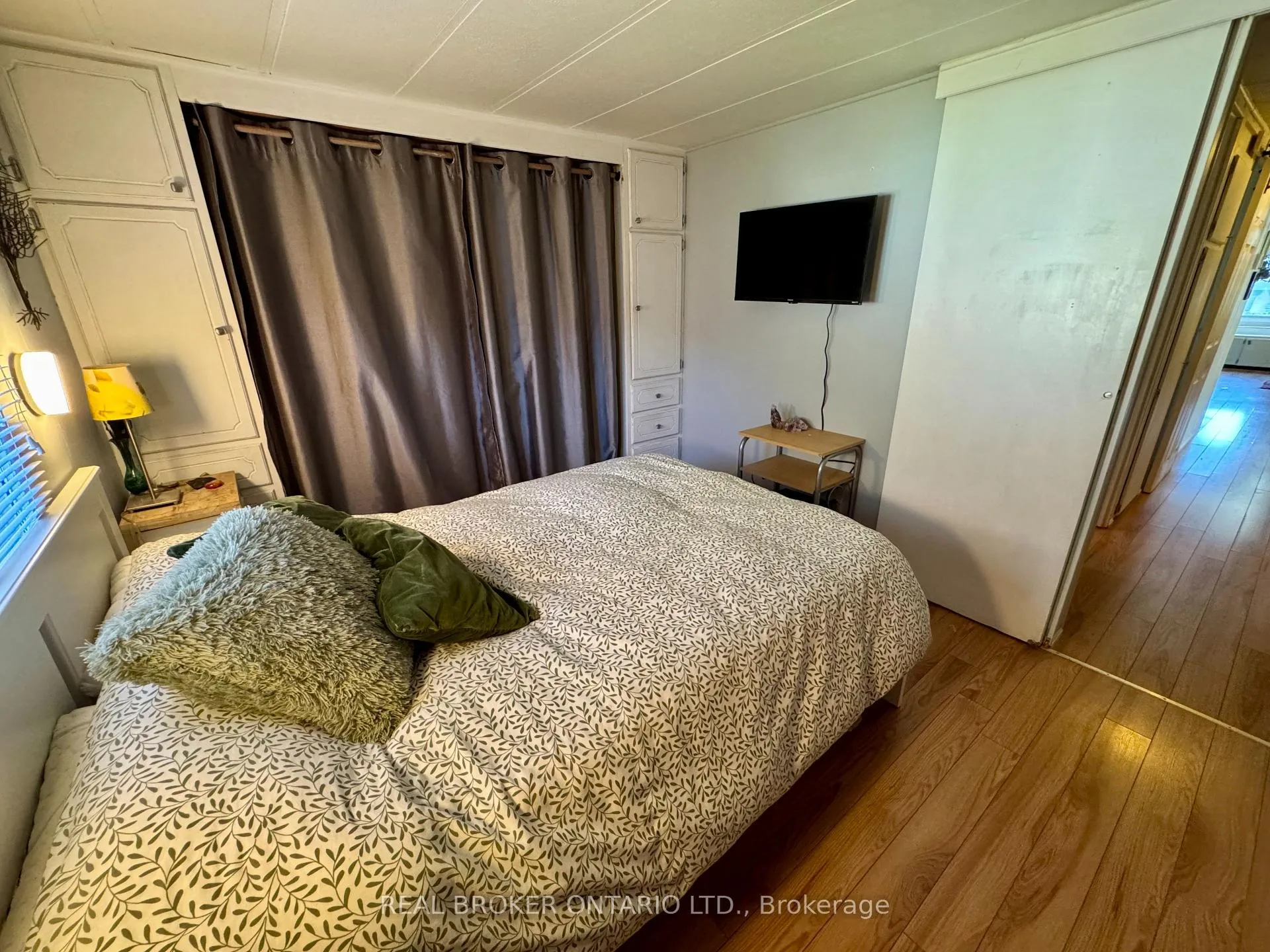 Photo 16 of Unit 243, 580 Beaver Creek Road, Waterloo, Columbia Forest — HOMEH