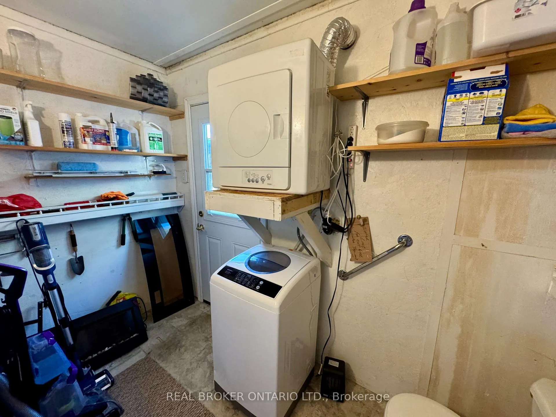 Photo 24 of Unit 243, 580 Beaver Creek Road, Waterloo, Columbia Forest — HOMEH