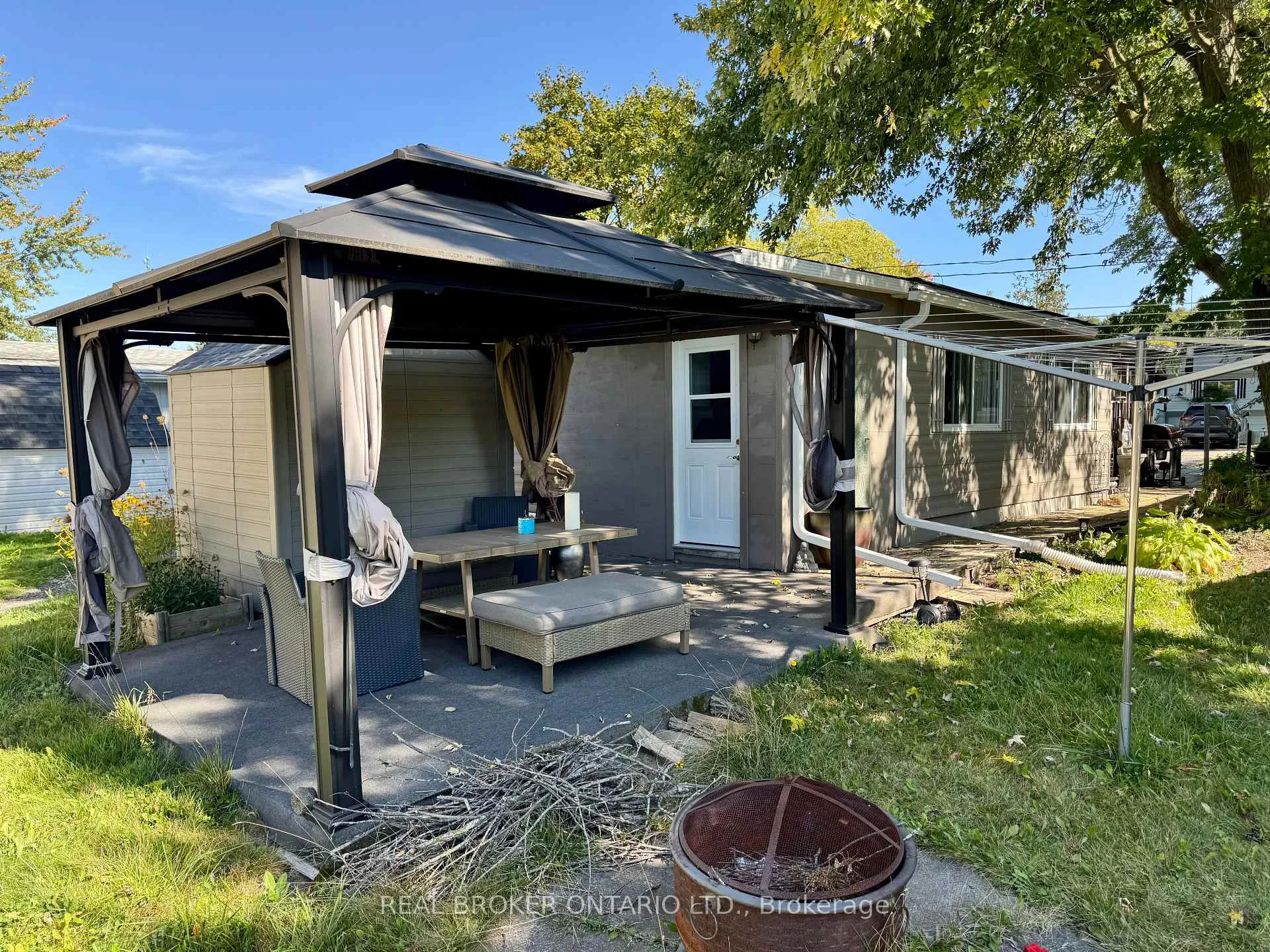 Photo 27 of Unit 243, 580 Beaver Creek Road, Waterloo, Columbia Forest — HOMEH