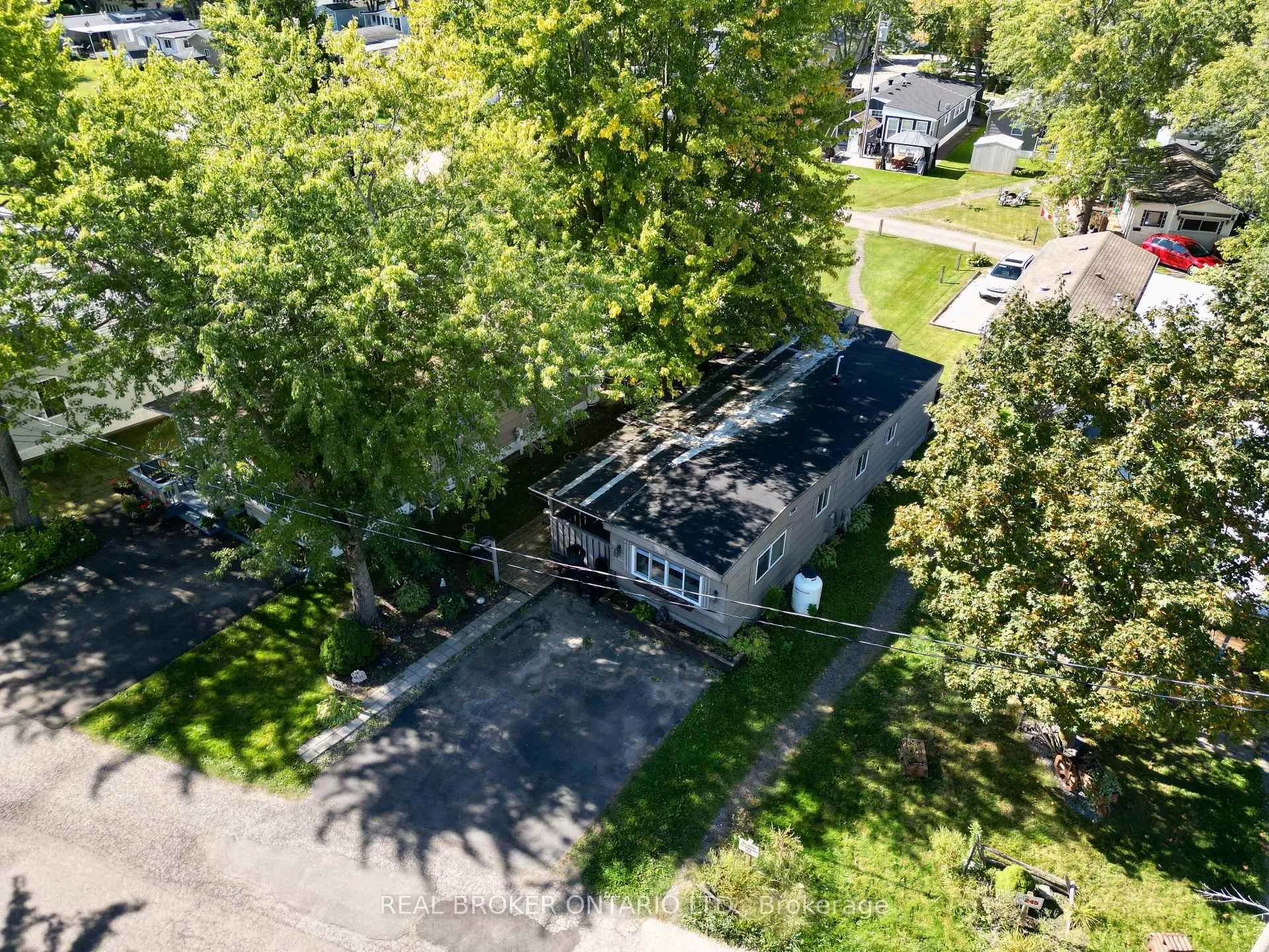 Photo 32 of Unit 243, 580 Beaver Creek Road, Waterloo, Columbia Forest — HOMEH
