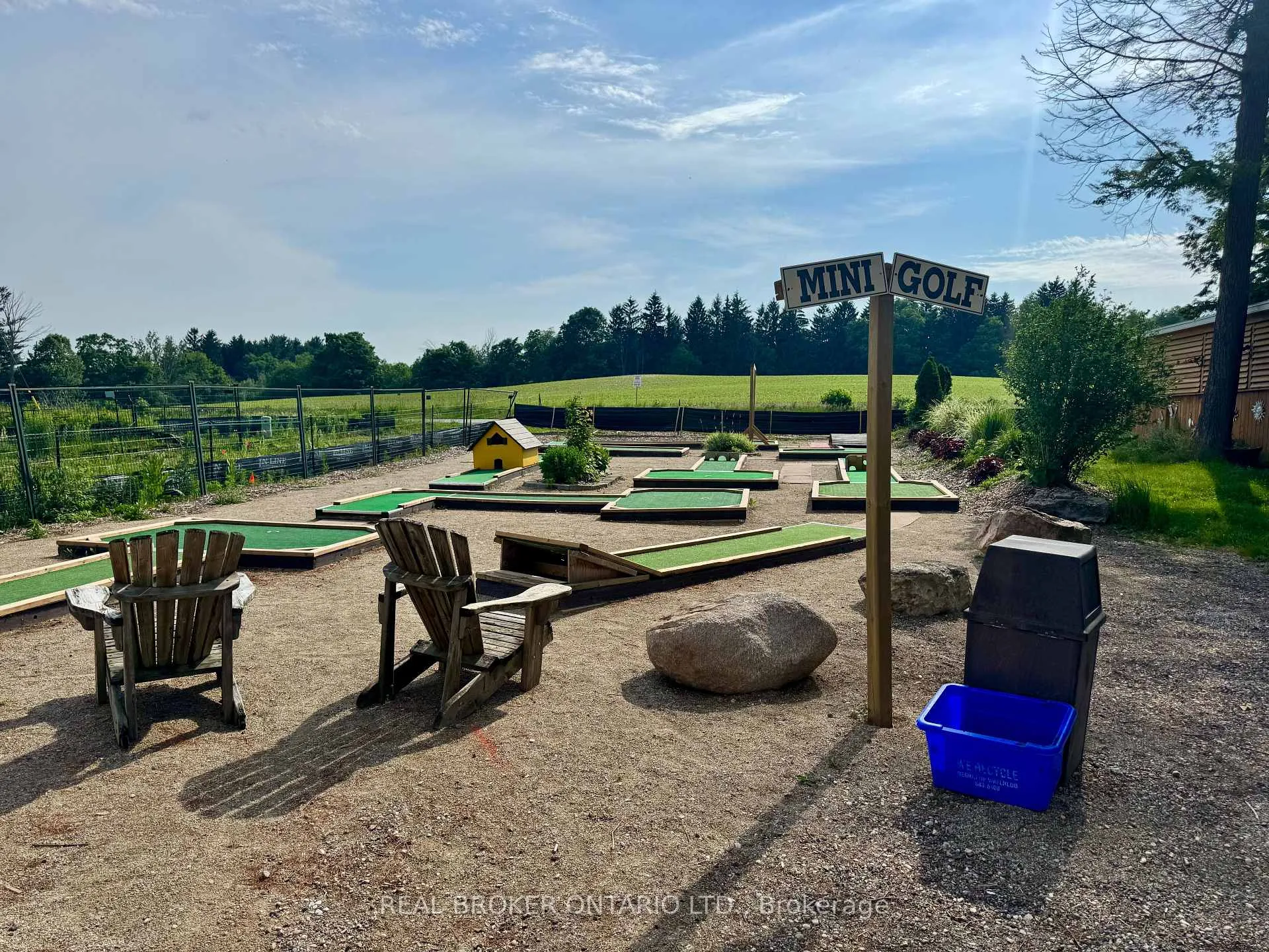 Photo 36 of Unit 243, 580 Beaver Creek Road, Waterloo, Columbia Forest — HOMEH