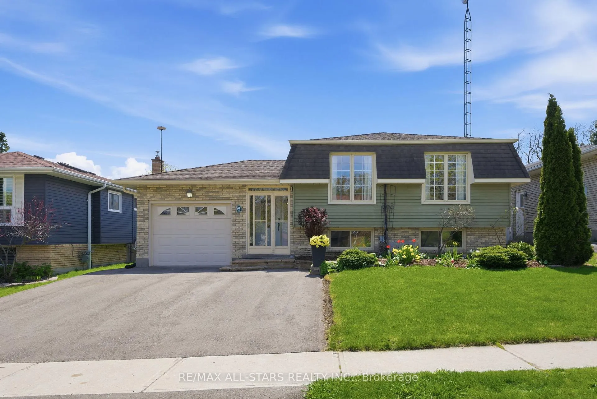 Photo 1 of 39 Orchard Road, Scugog, Port Perry — HOMEH