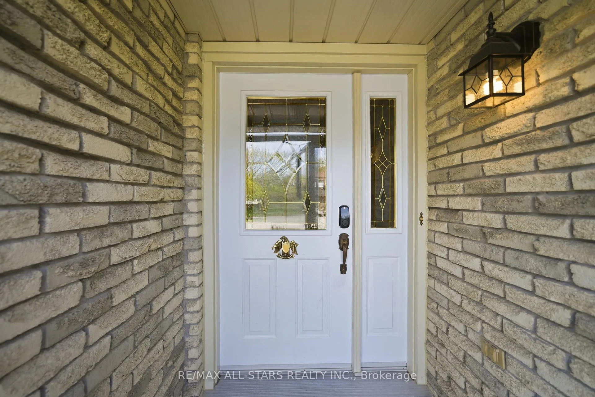 Photo 8 of 39 Orchard Road, Scugog, Port Perry — HOMEH