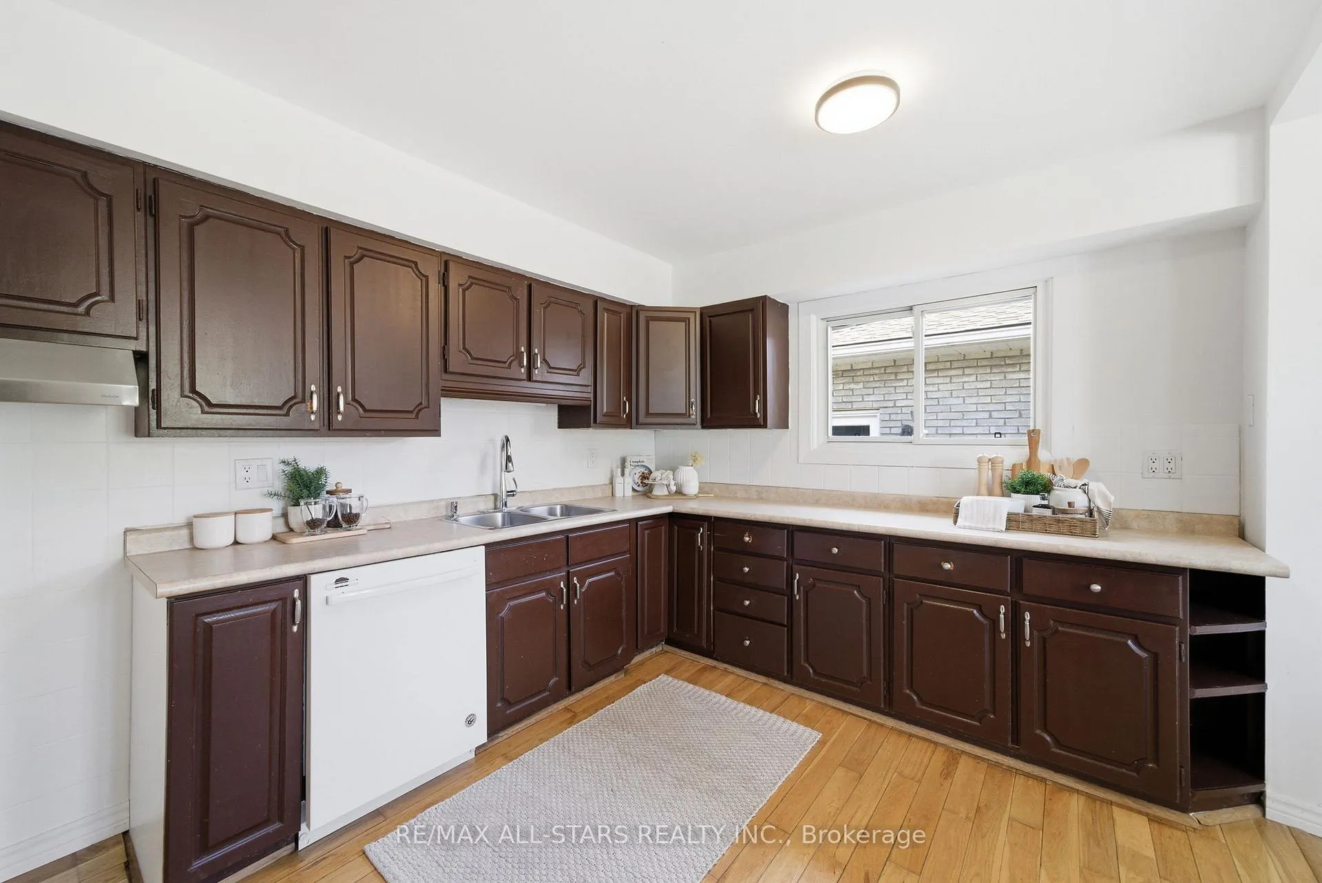 Photo 19 of 39 Orchard Road, Scugog, Port Perry — HOMEH