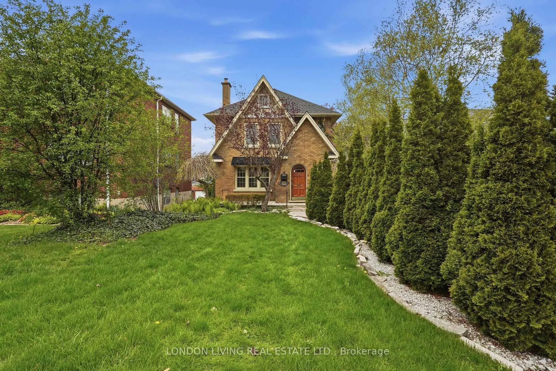 Photo 1 of 26 Frank Place, London, South F — HOMEH