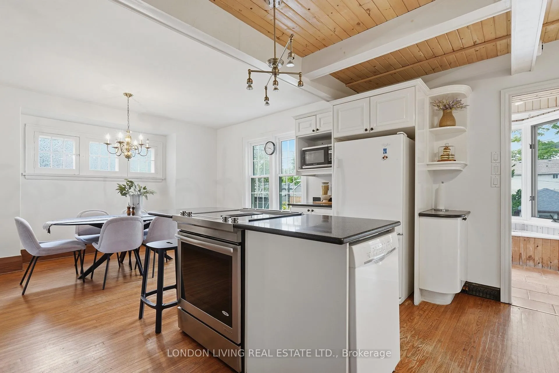 Photo 16 of 26 Frank Place, London, South F — HOMEH