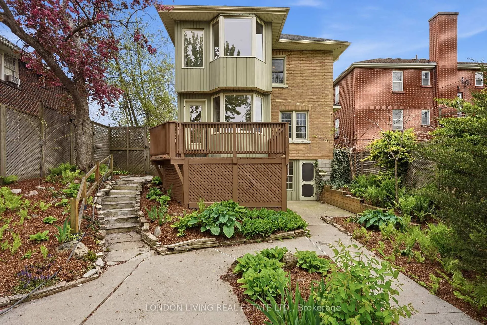 Photo 39 of 26 Frank Place, London, South F — HOMEH