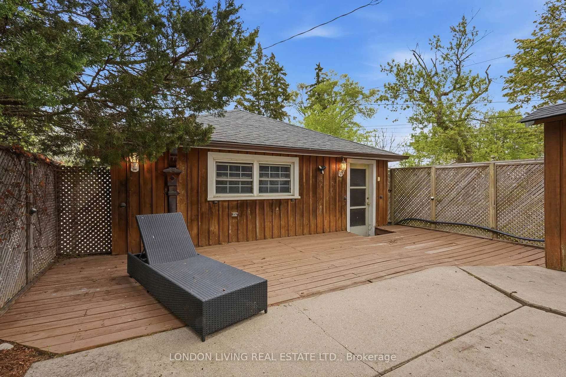 Photo 41 of 26 Frank Place, London, South F — HOMEH
