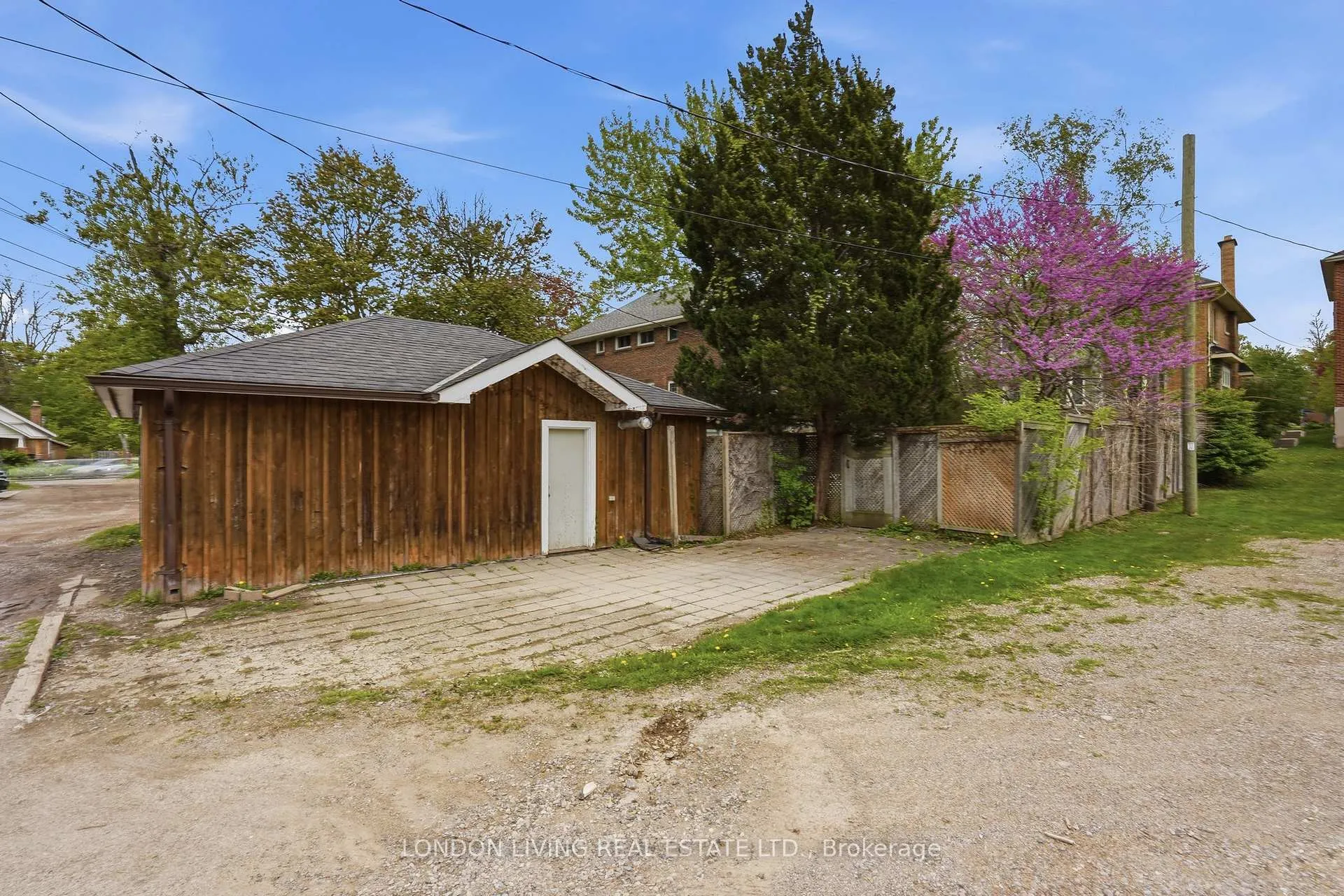 Photo 42 of 26 Frank Place, London, South F — HOMEH