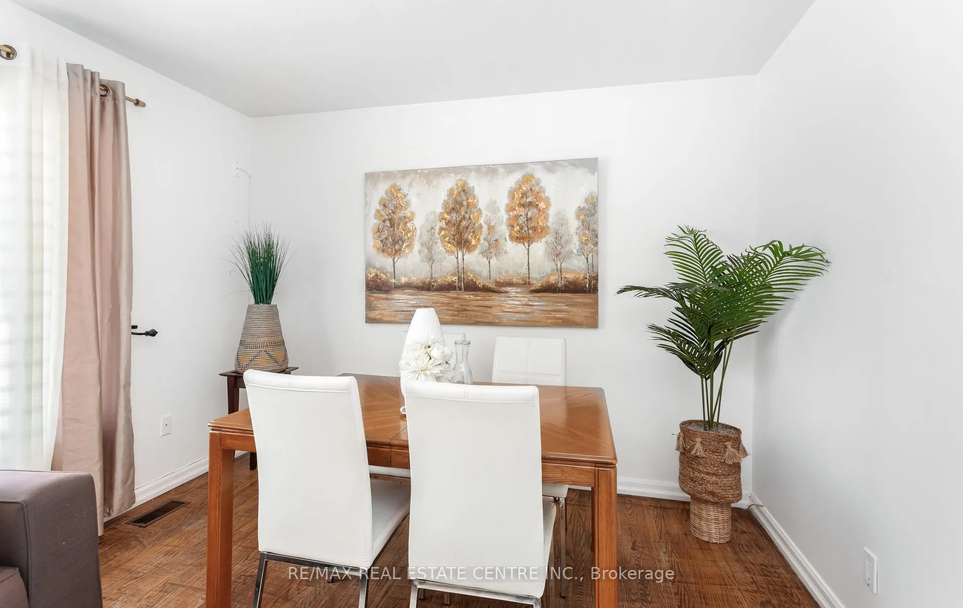 Photo 6 of 50 Dumbarton Street, Guelph, Riverside Park — HOMEH