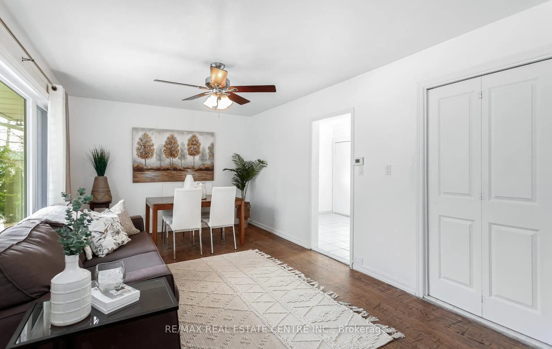 Photo 10 of 50 Dumbarton Street, Guelph, Riverside Park — HOMEH