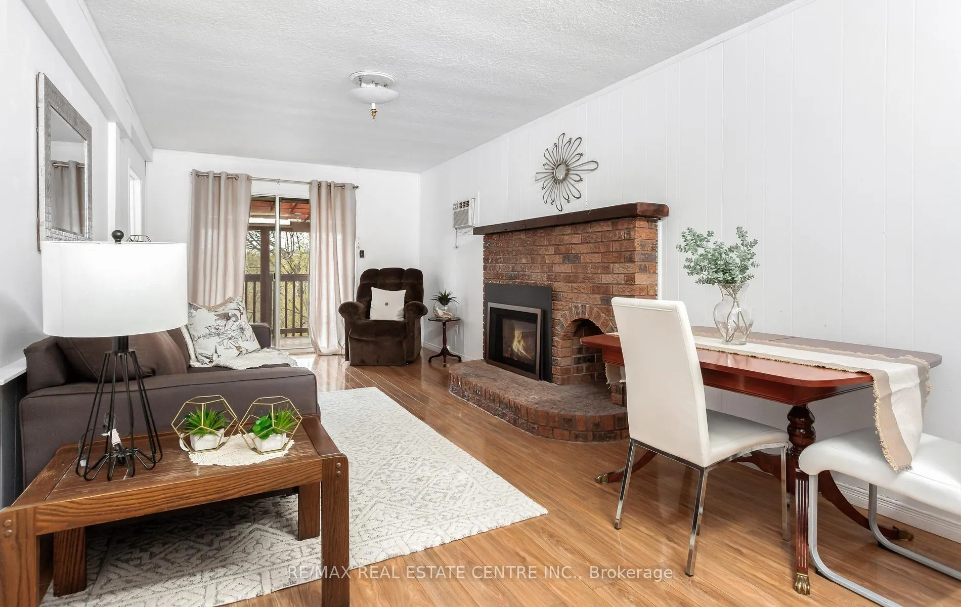 Photo 12 of 50 Dumbarton Street, Guelph, Riverside Park — HOMEH