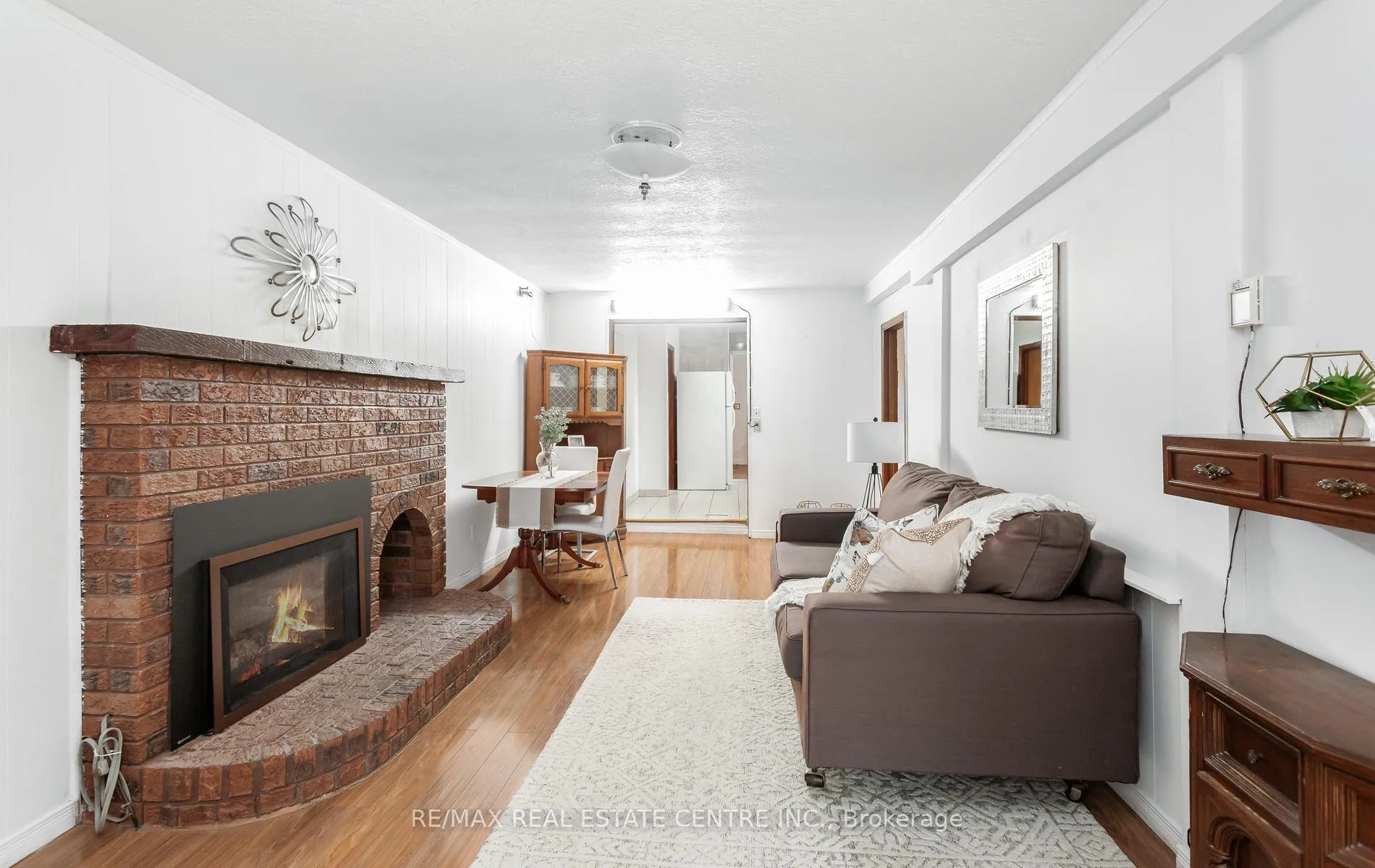 Photo 13 of 50 Dumbarton Street, Guelph, Riverside Park — HOMEH