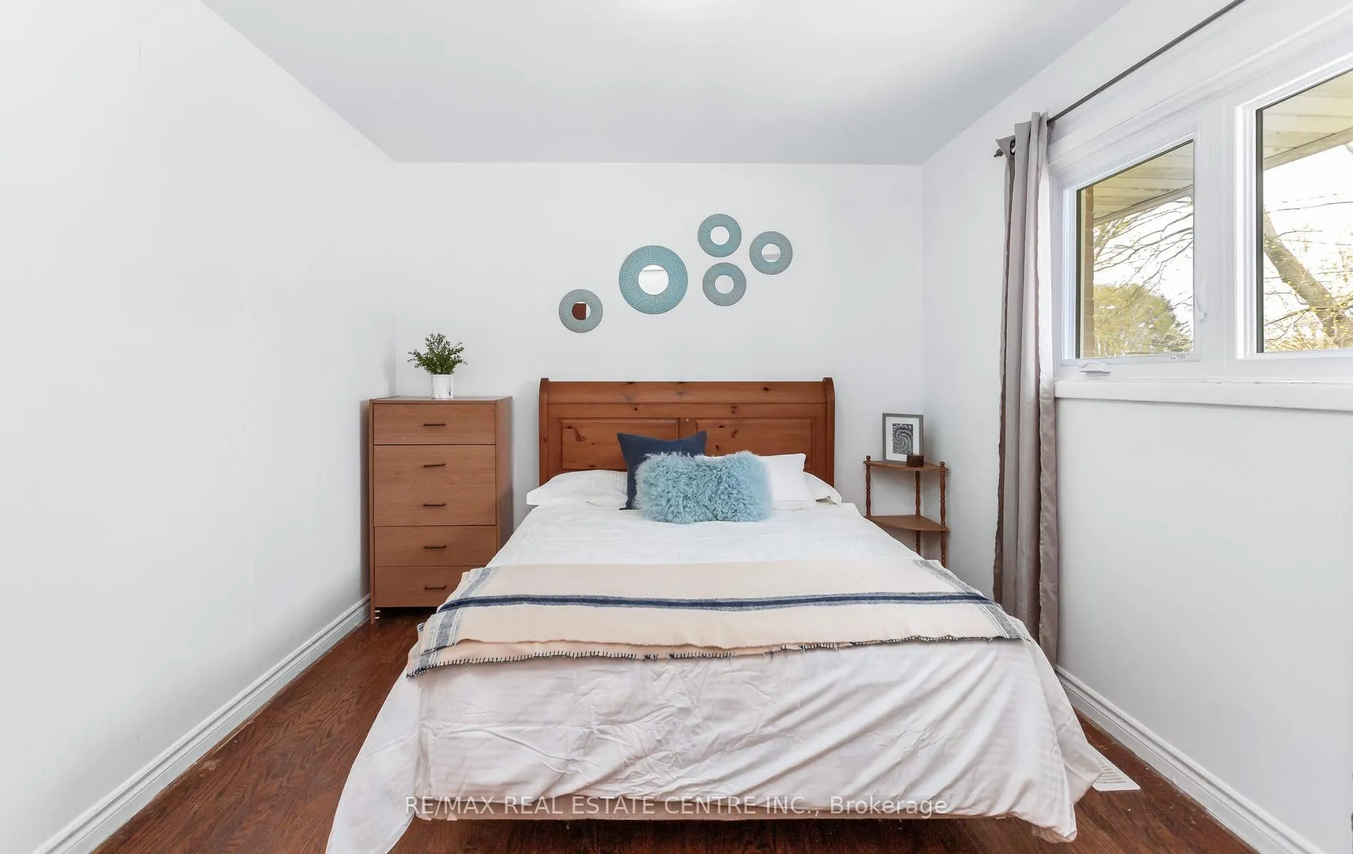 Photo 23 of 50 Dumbarton Street, Guelph, Riverside Park — HOMEH