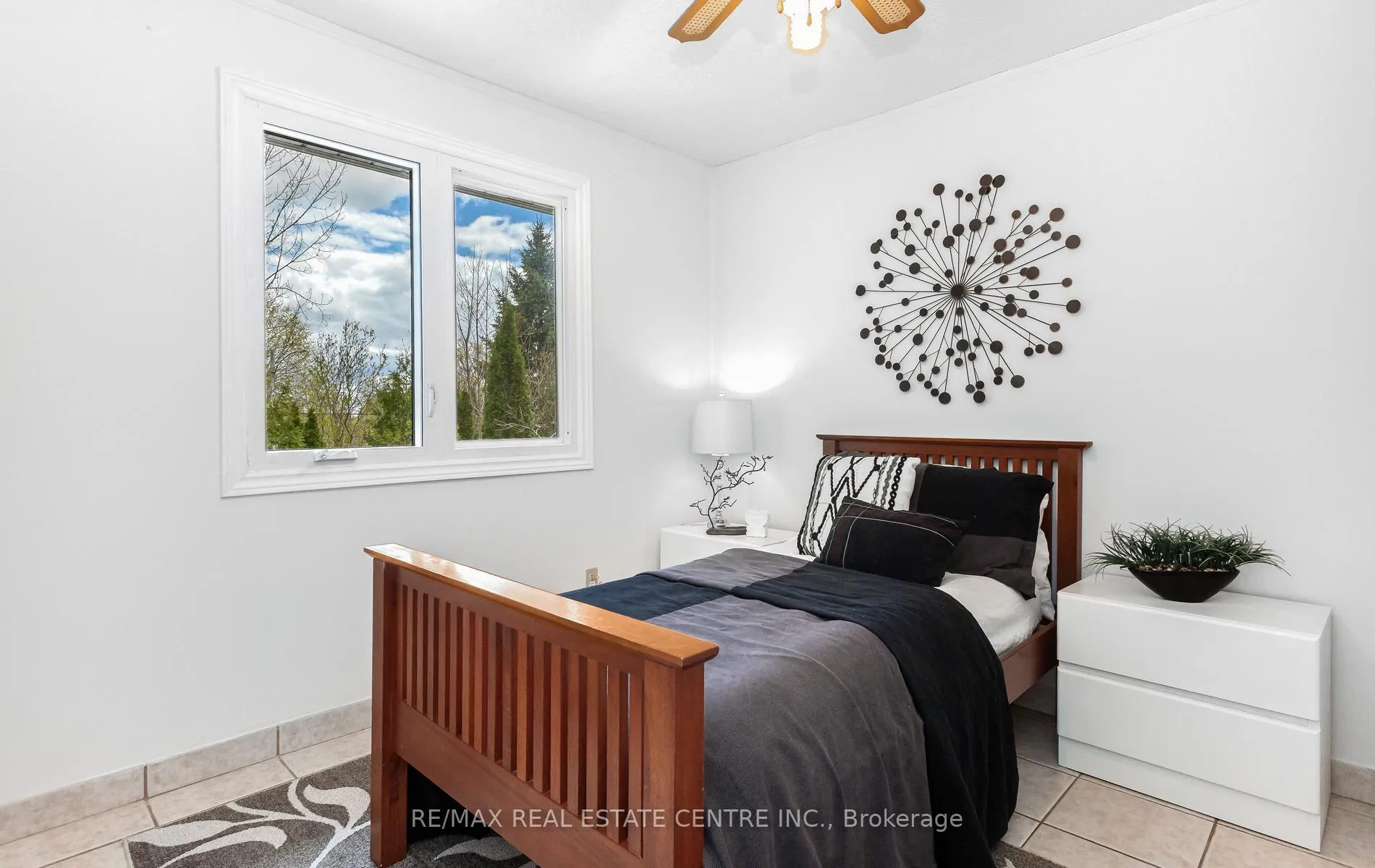 Photo 30 of 50 Dumbarton Street, Guelph, Riverside Park — HOMEH