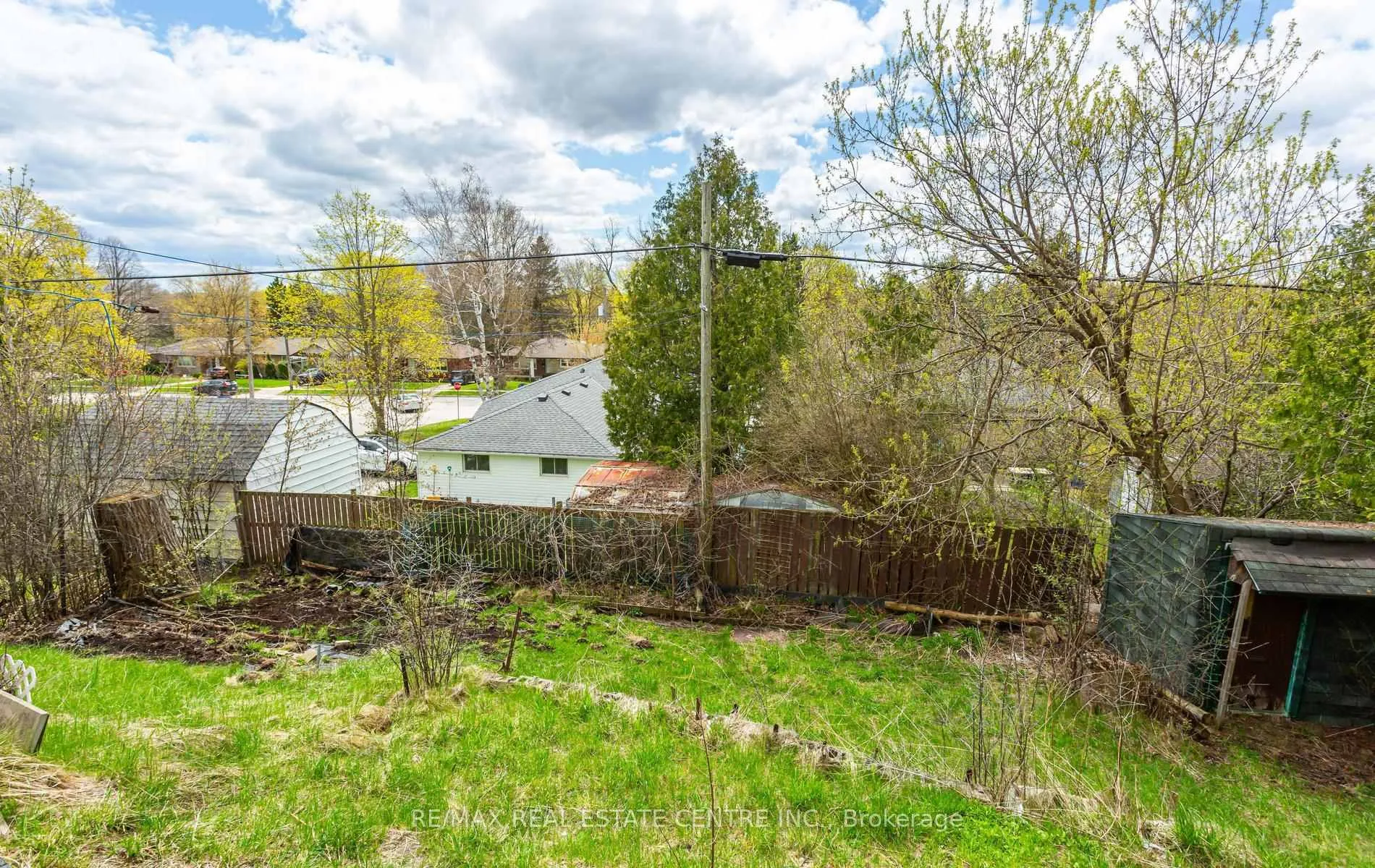 Photo 36 of 50 Dumbarton Street, Guelph, Riverside Park — HOMEH