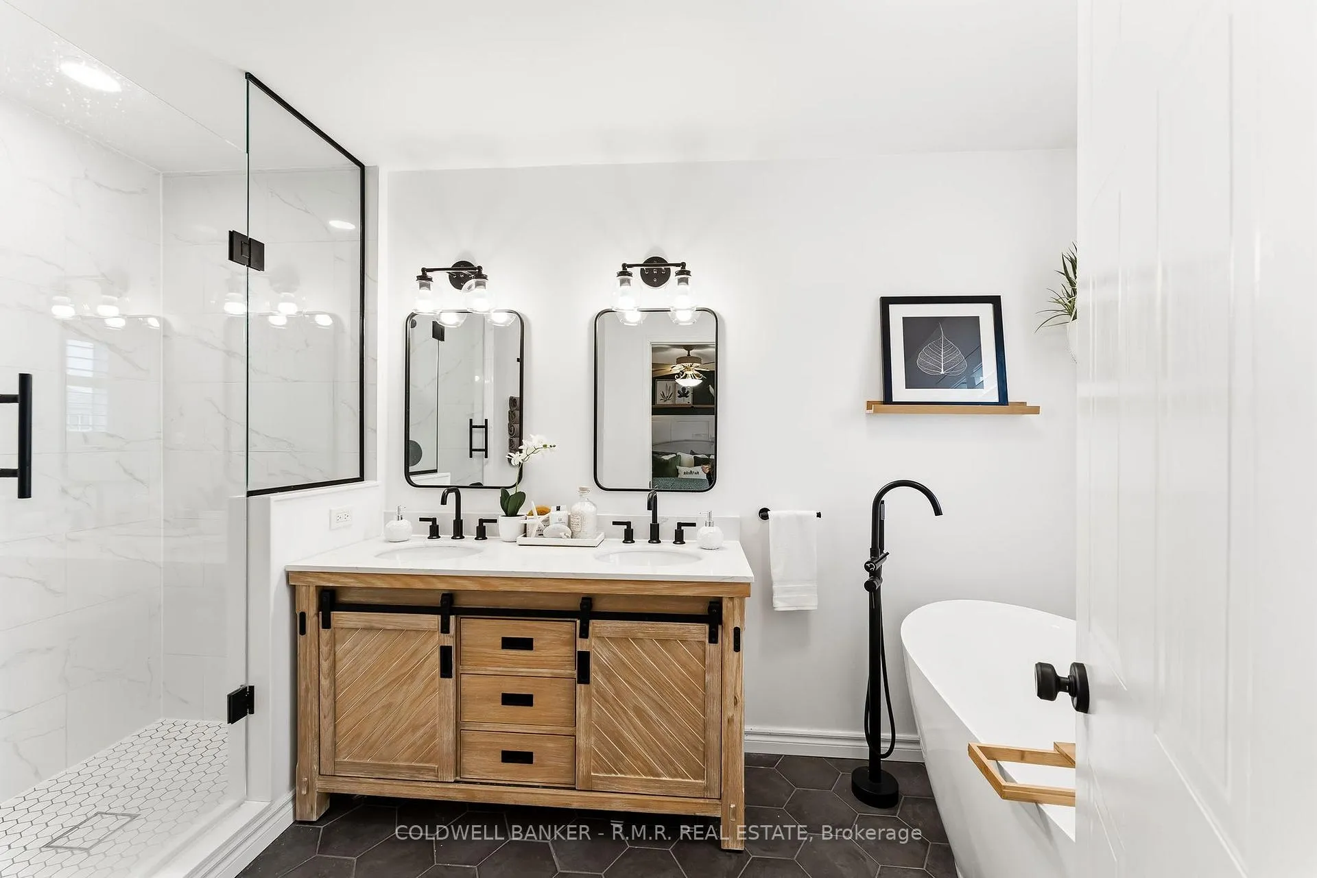 Photo 23 of 146 Point Hope Place, Whitby, Port Whitby — HOMEH