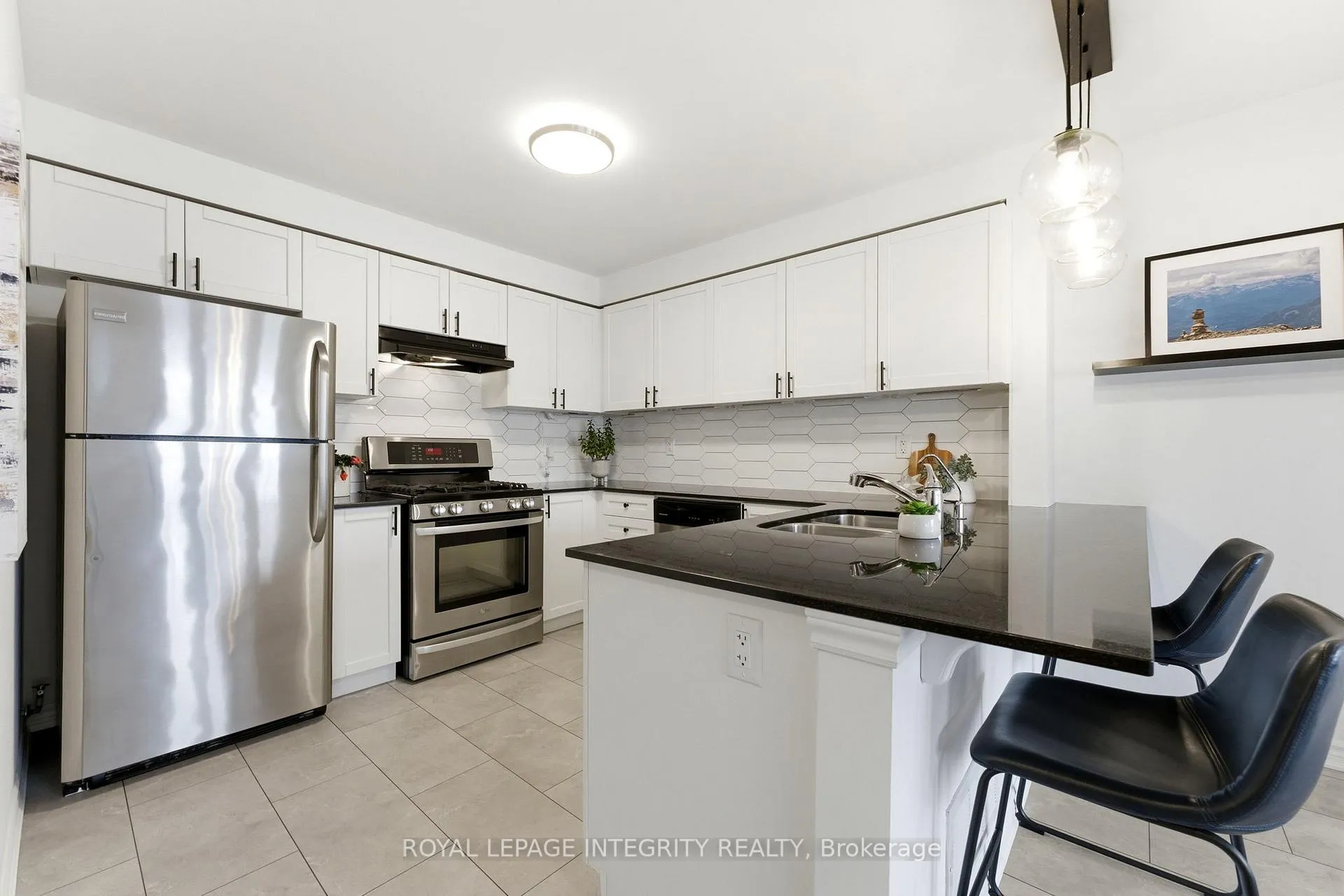 Photo 16 of 806 Maloja Way, Ottawa, Stittsville (North) — HOMEH