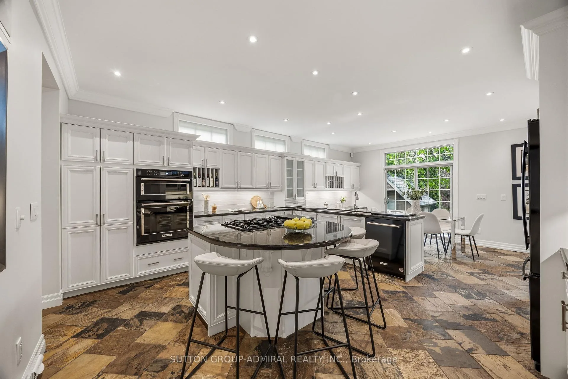 Photo 18 of 47 Johnson Street, Markham, Thornhill — HOMEH