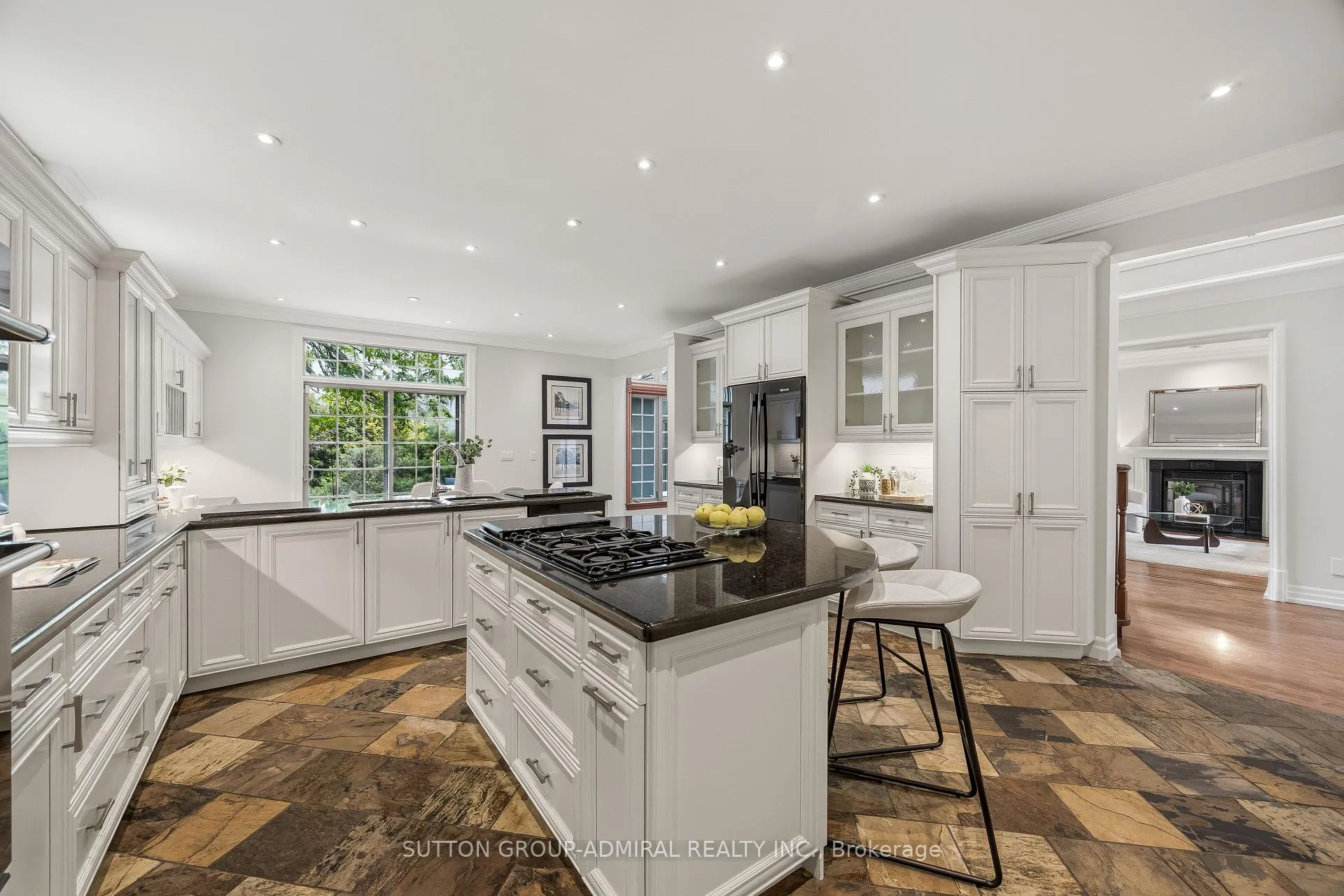 Photo 19 of 47 Johnson Street, Markham, Thornhill — HOMEH