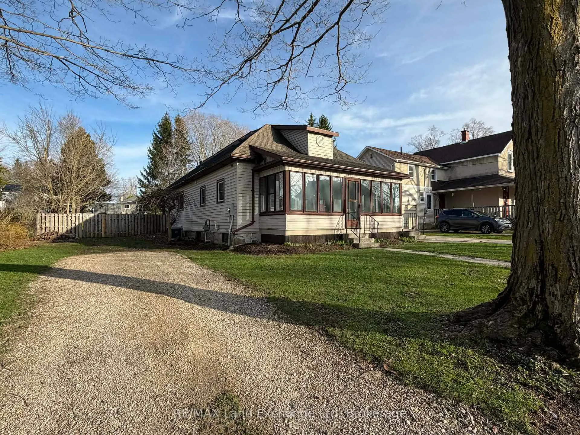 Photo 3 of 349 Shuter Street, North Huron, Wingham — HOMEH
