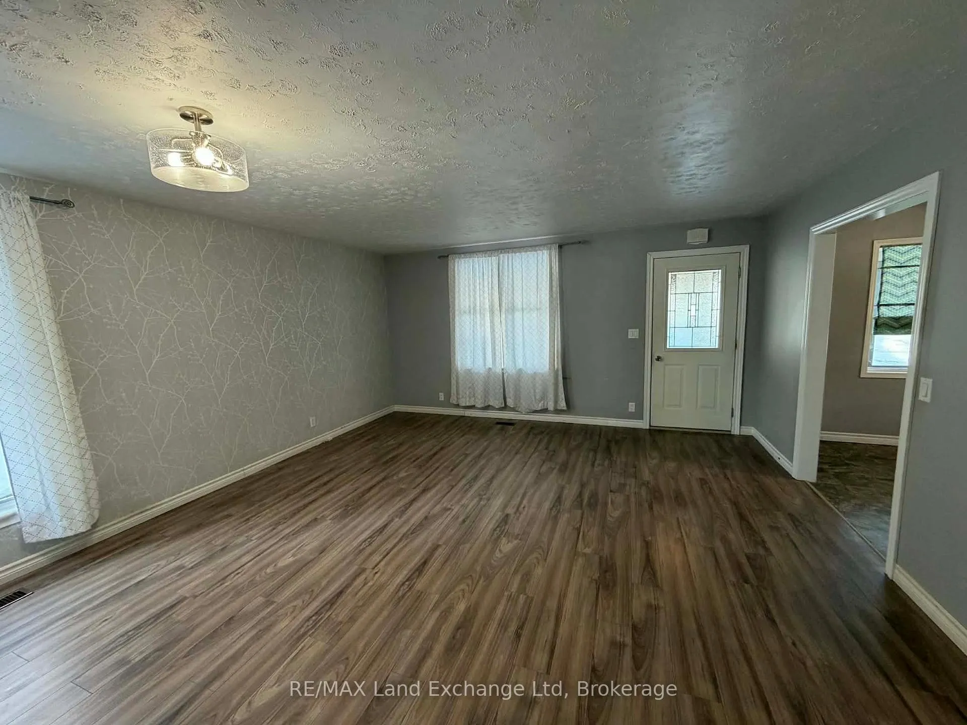 Photo 8 of 349 Shuter Street, North Huron, Wingham — HOMEH