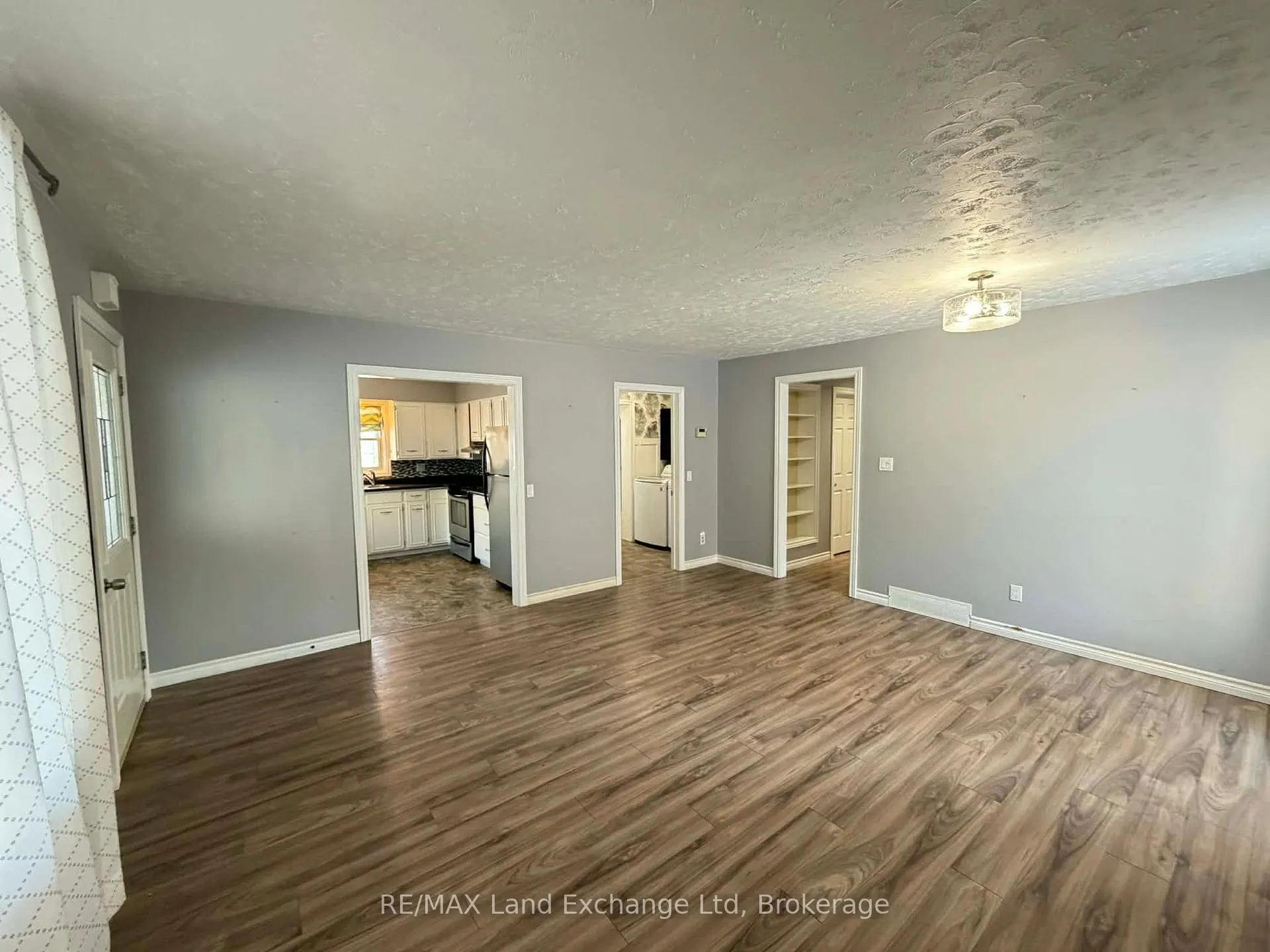 Photo 10 of 349 Shuter Street, North Huron, Wingham — HOMEH