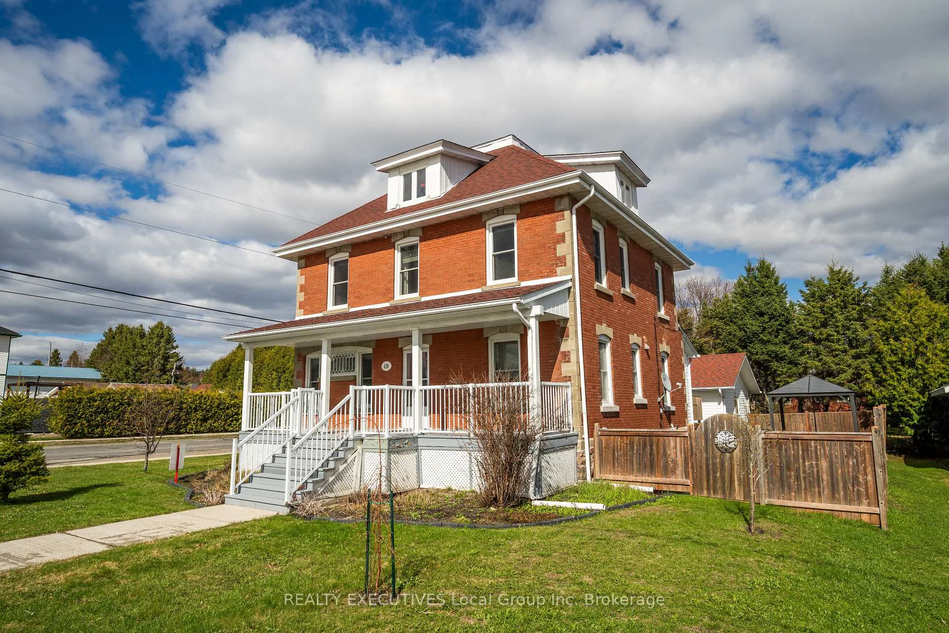 Photo 1 of 10 Dubeau Street, West Nipissing, Verner — HOMEH