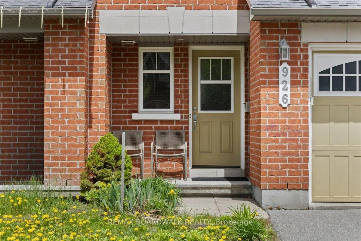 Photo 2 of 926 Torino Terrace, Ottawa, Avalon East — HOMEH