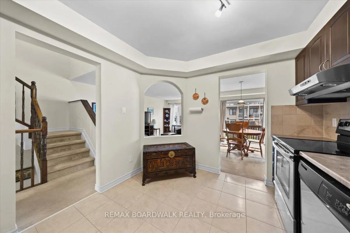 Photo 10 of 926 Torino Terrace, Ottawa, Avalon East — HOMEH