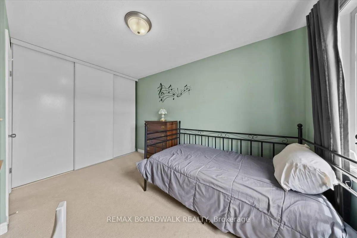 Photo 32 of 926 Torino Terrace, Ottawa, Avalon East — HOMEH