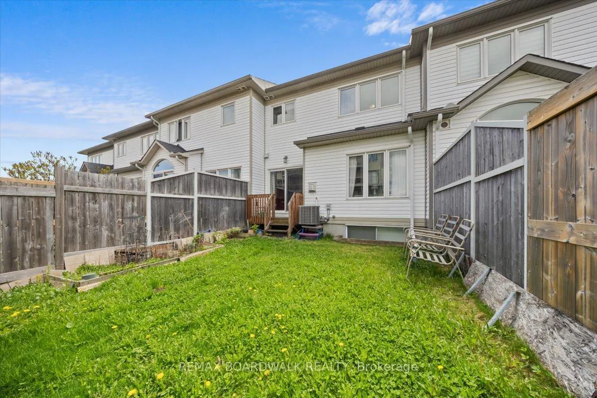 Photo 39 of 926 Torino Terrace, Ottawa, Avalon East — HOMEH