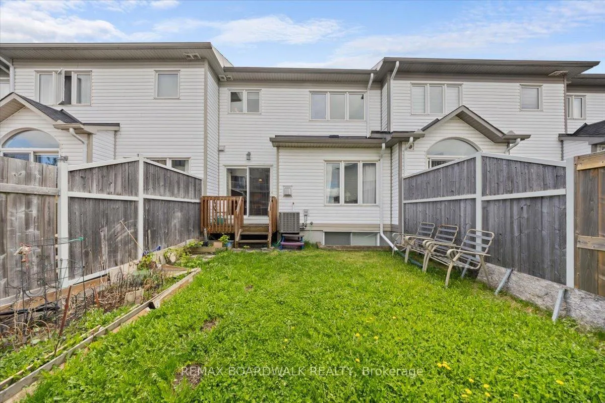 Photo 40 of 926 Torino Terrace, Ottawa, Avalon East — HOMEH