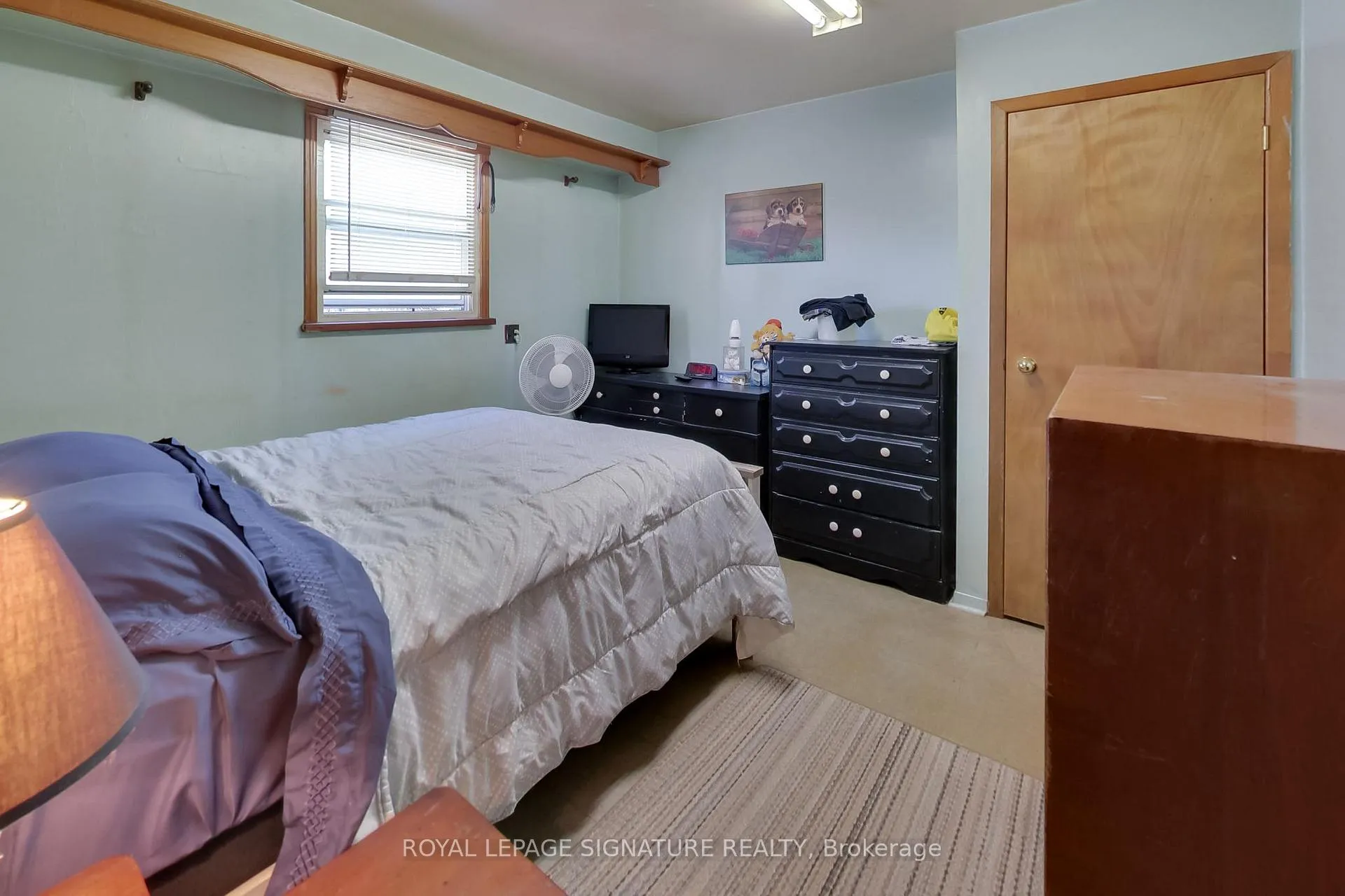 Photo 35 of 58 Victoria Street, Barrie, Sanford — HOMEH