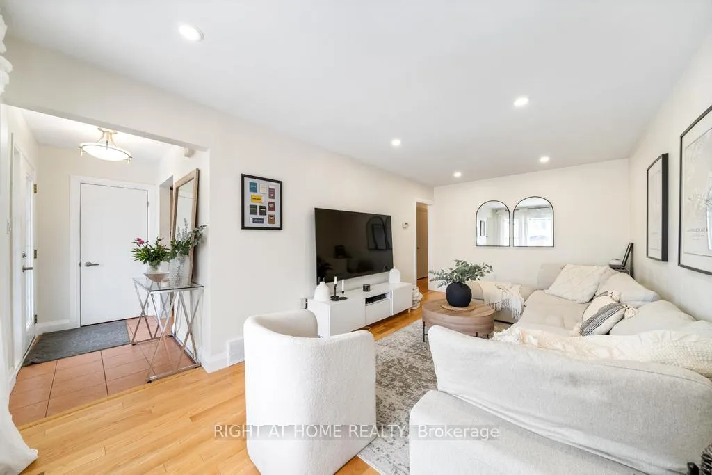 Photo 17 of 494 Ferguson Avenue N, Hamilton, North End — HOMEH