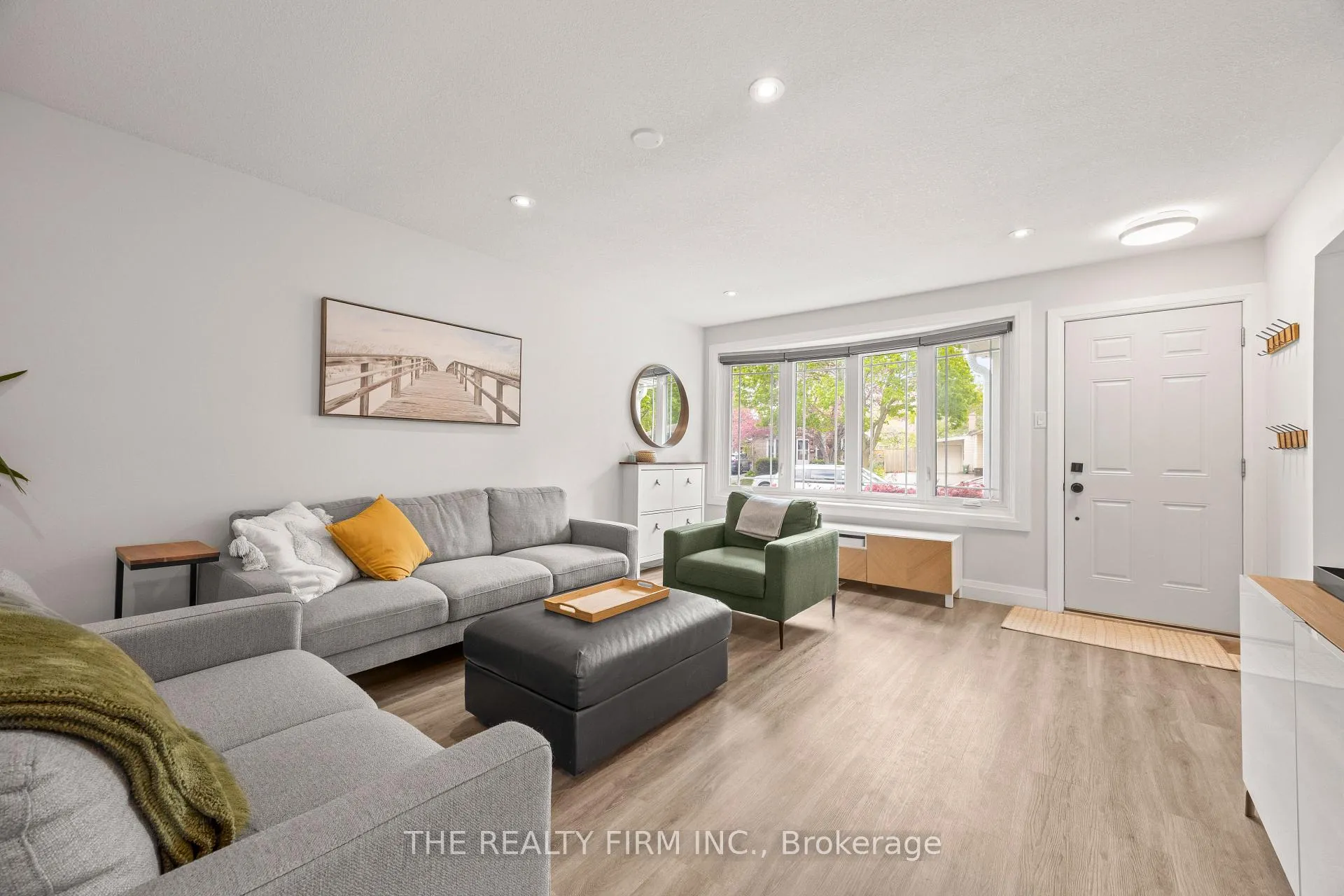 Photo 10 of 108 Brunswick Avenue, London, North I — HOMEH