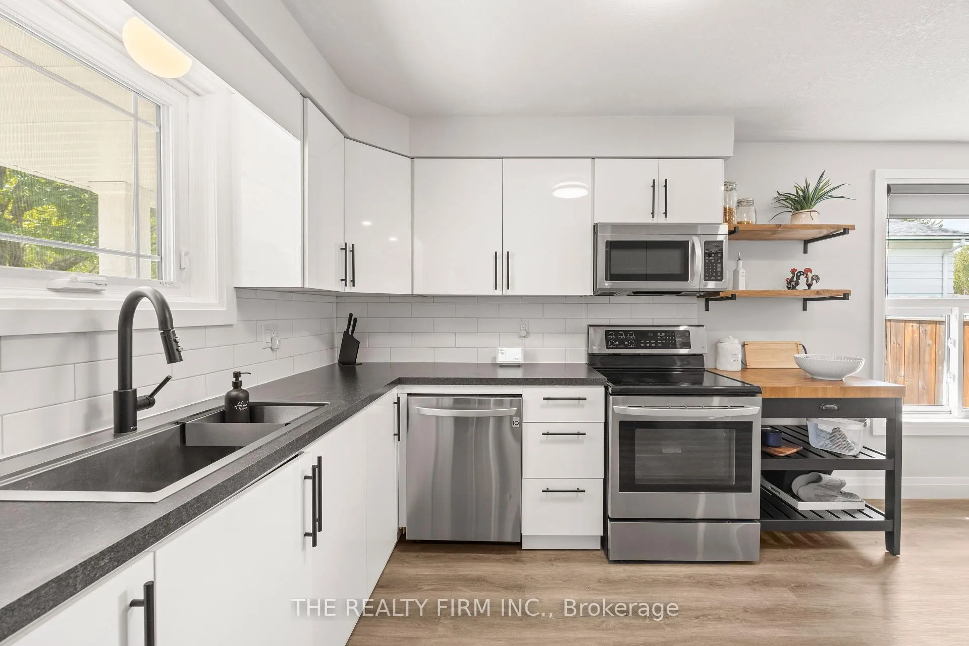 Photo 17 of 108 Brunswick Avenue, London, North I — HOMEH