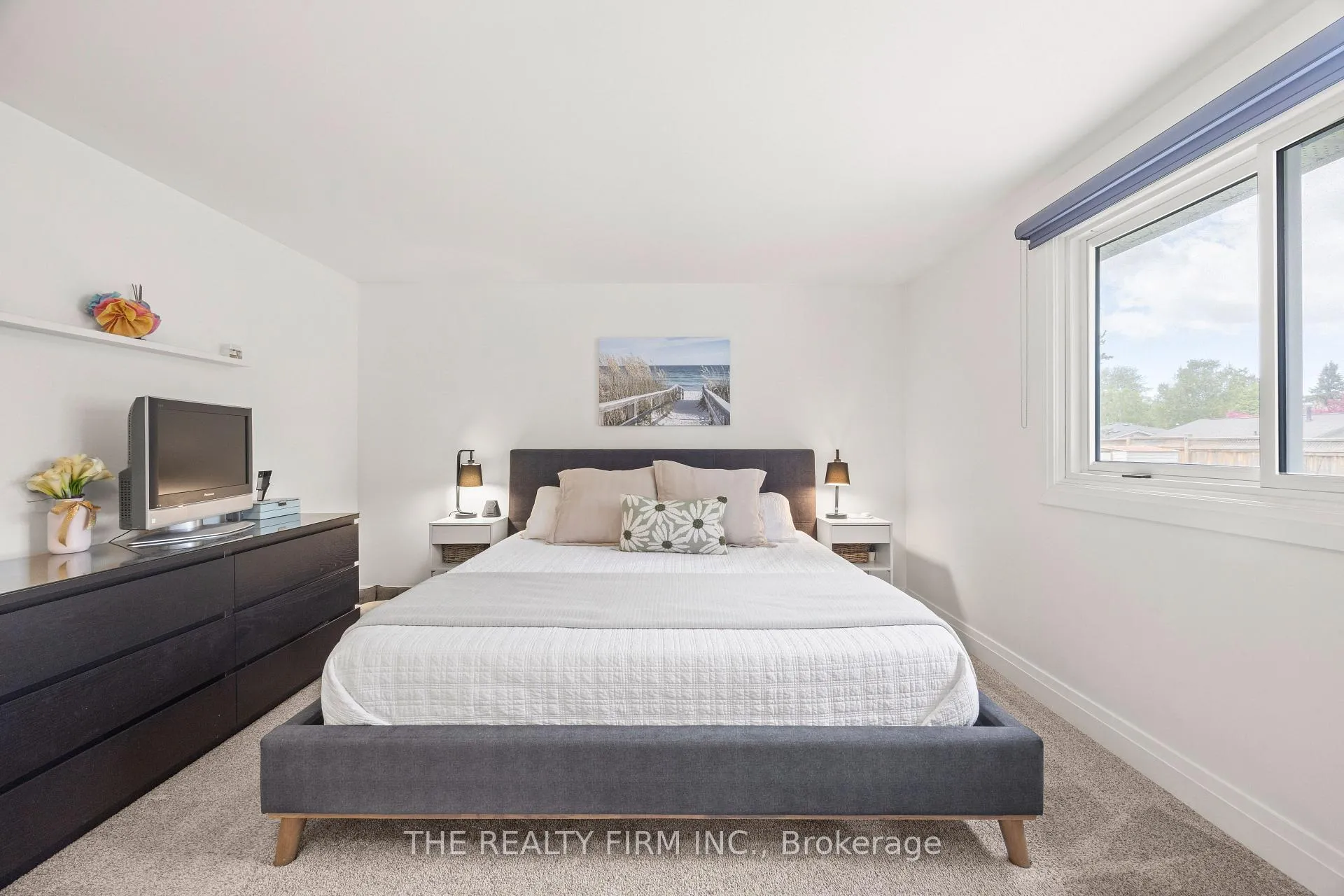 Photo 23 of 108 Brunswick Avenue, London, North I — HOMEH