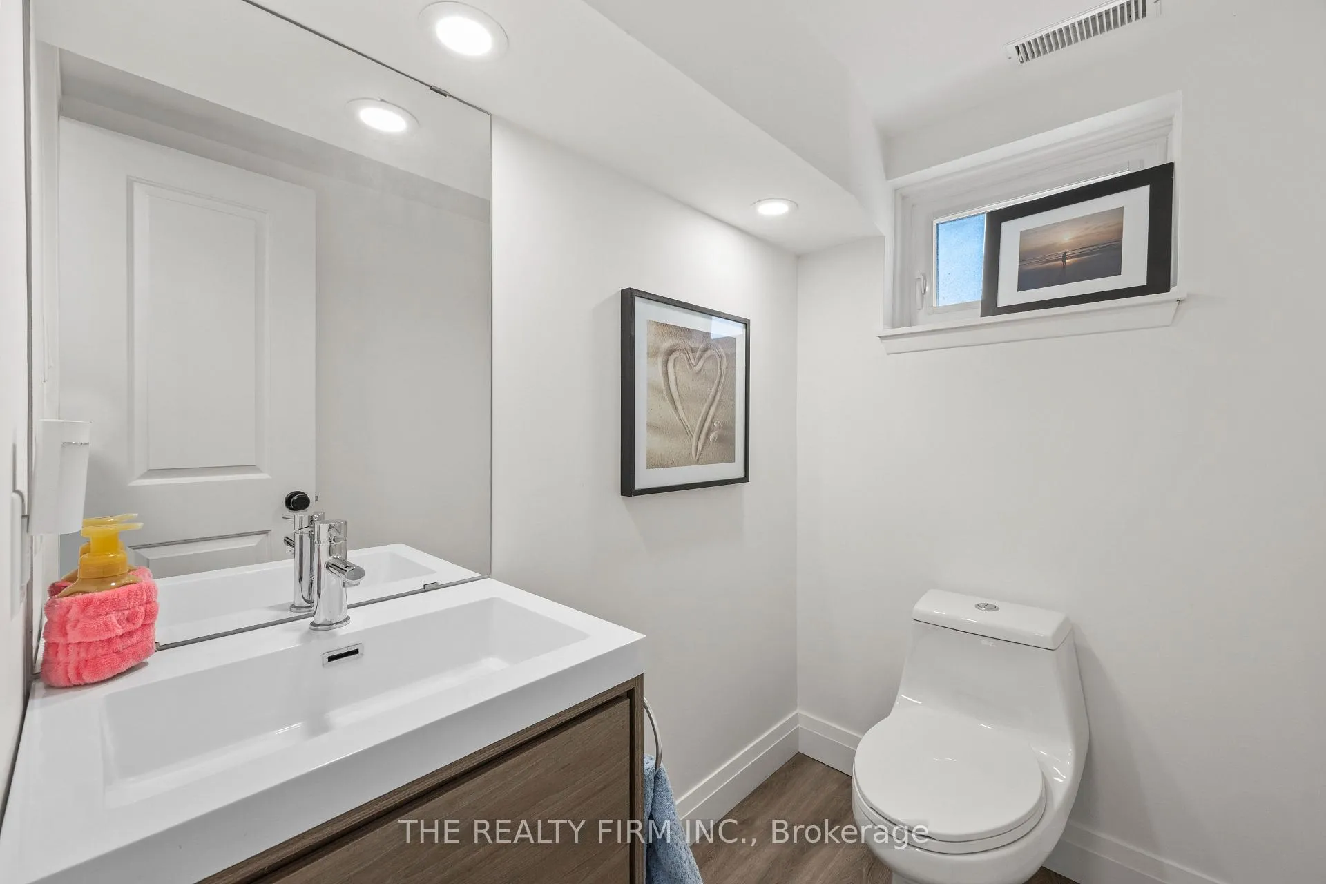 Photo 36 of 108 Brunswick Avenue, London, North I — HOMEH