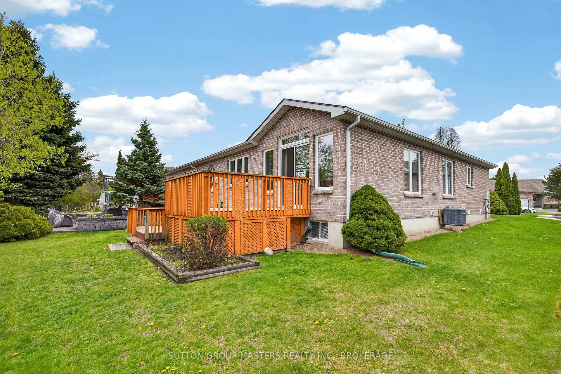 Photo 5 of 660 Millwood Drive, Kingston, City Southwest — HOMEH