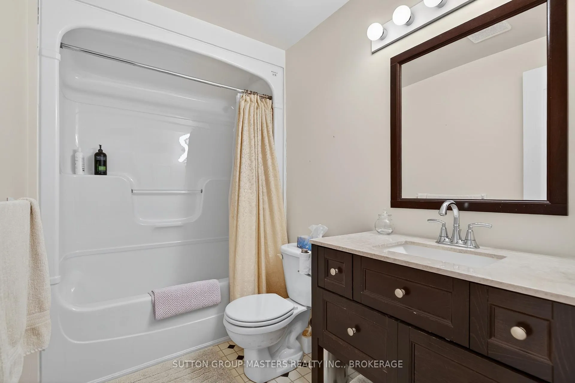 Photo 44 of 660 Millwood Drive, Kingston, City Southwest — HOMEH